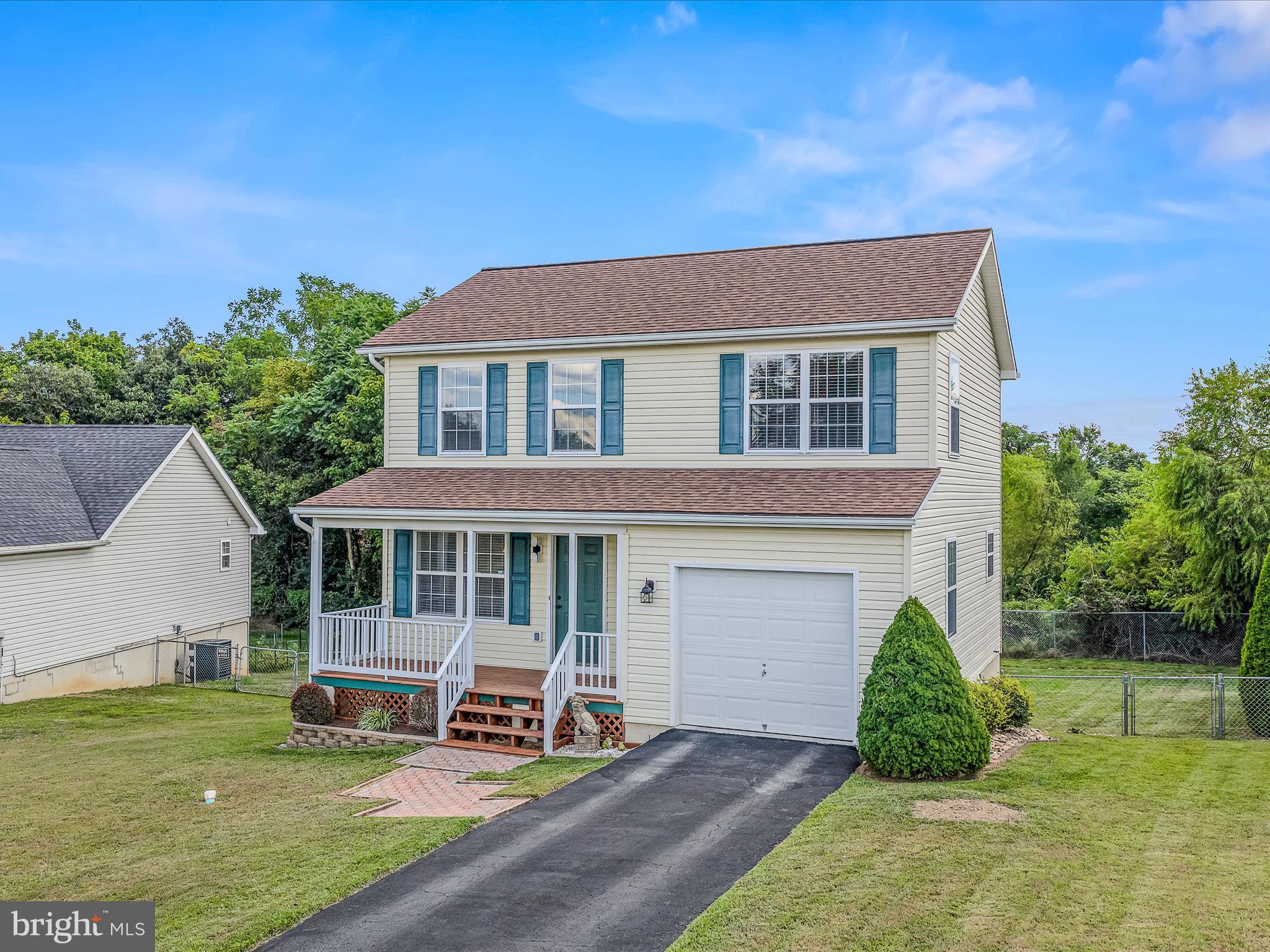 SPRINGFIELD VILLAGE - Residential