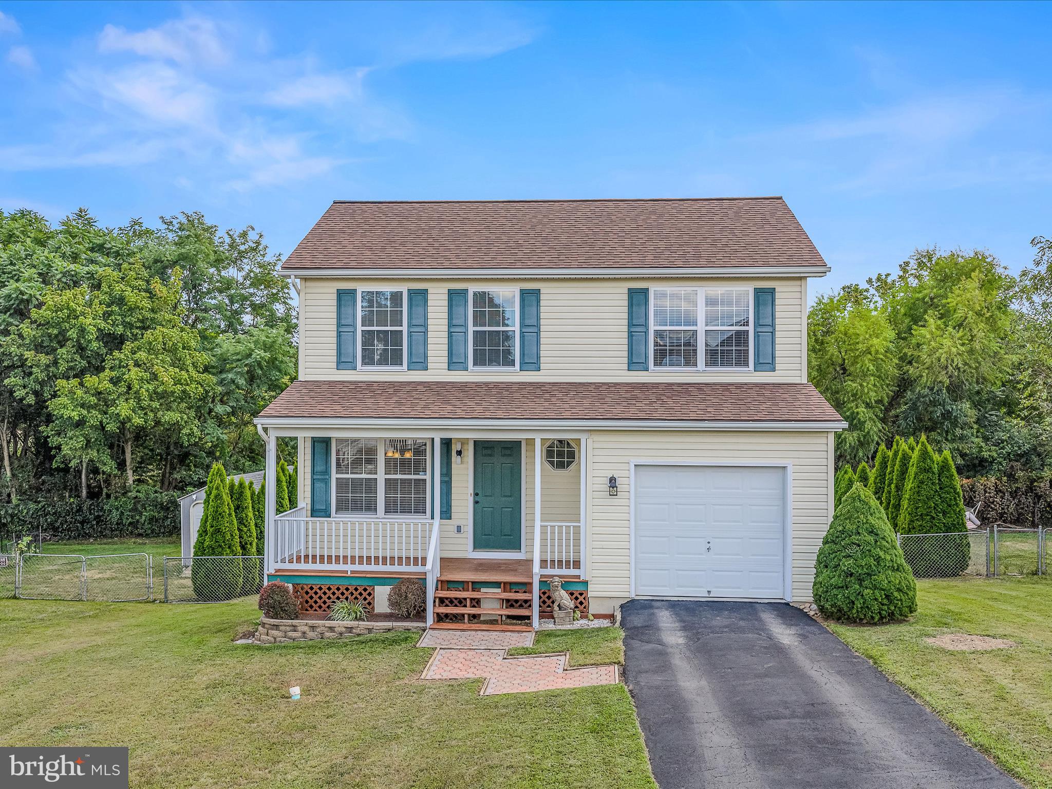 SPRINGFIELD VILLAGE - Residential