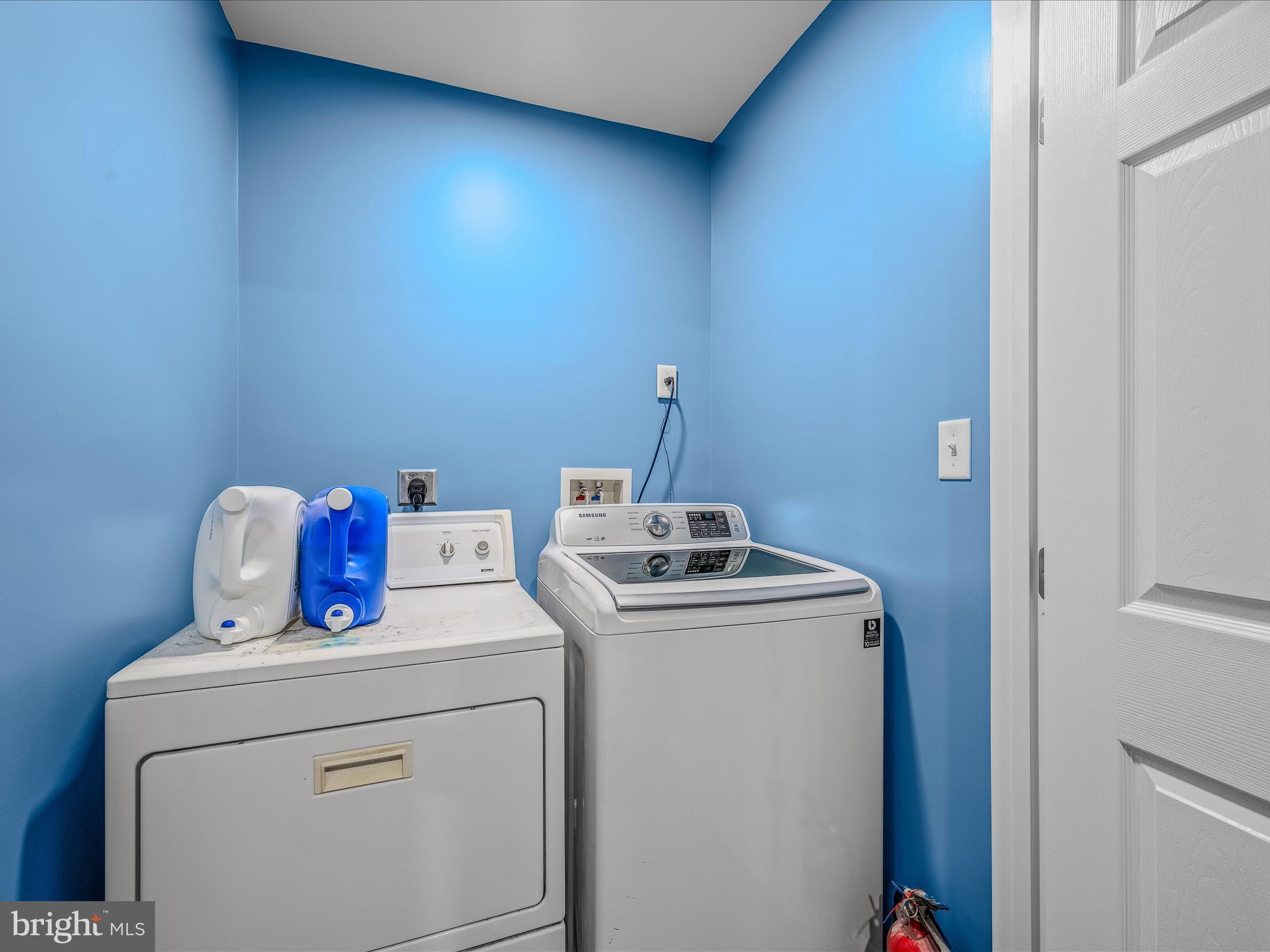 SPRINGFIELD VILLAGE - Residential