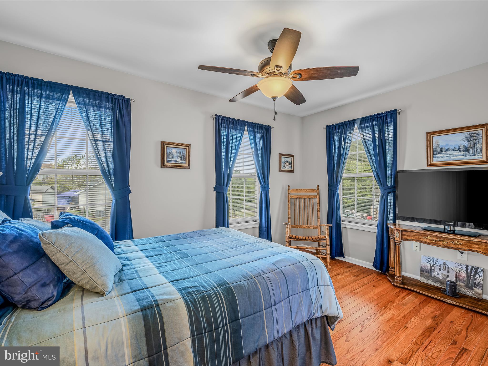 SPRINGFIELD VILLAGE - Residential