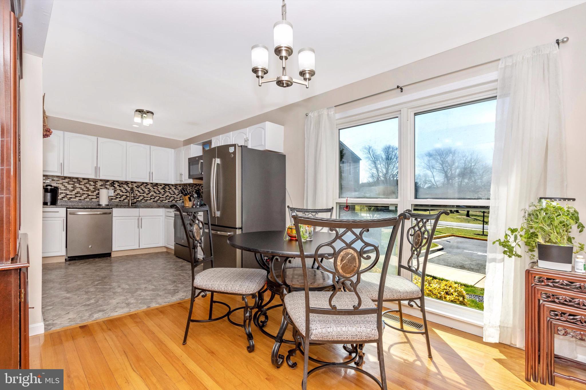 MILL CREEK - Residential