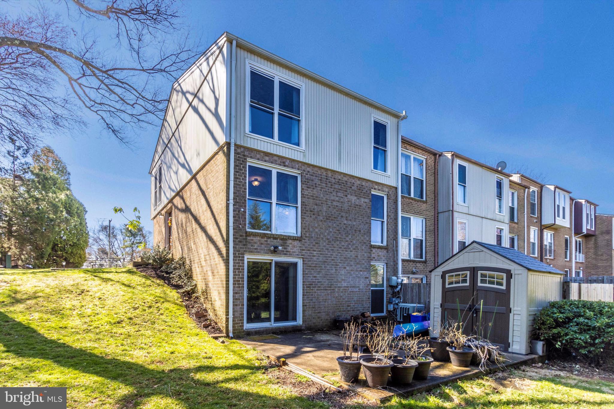 MILL CREEK - Residential