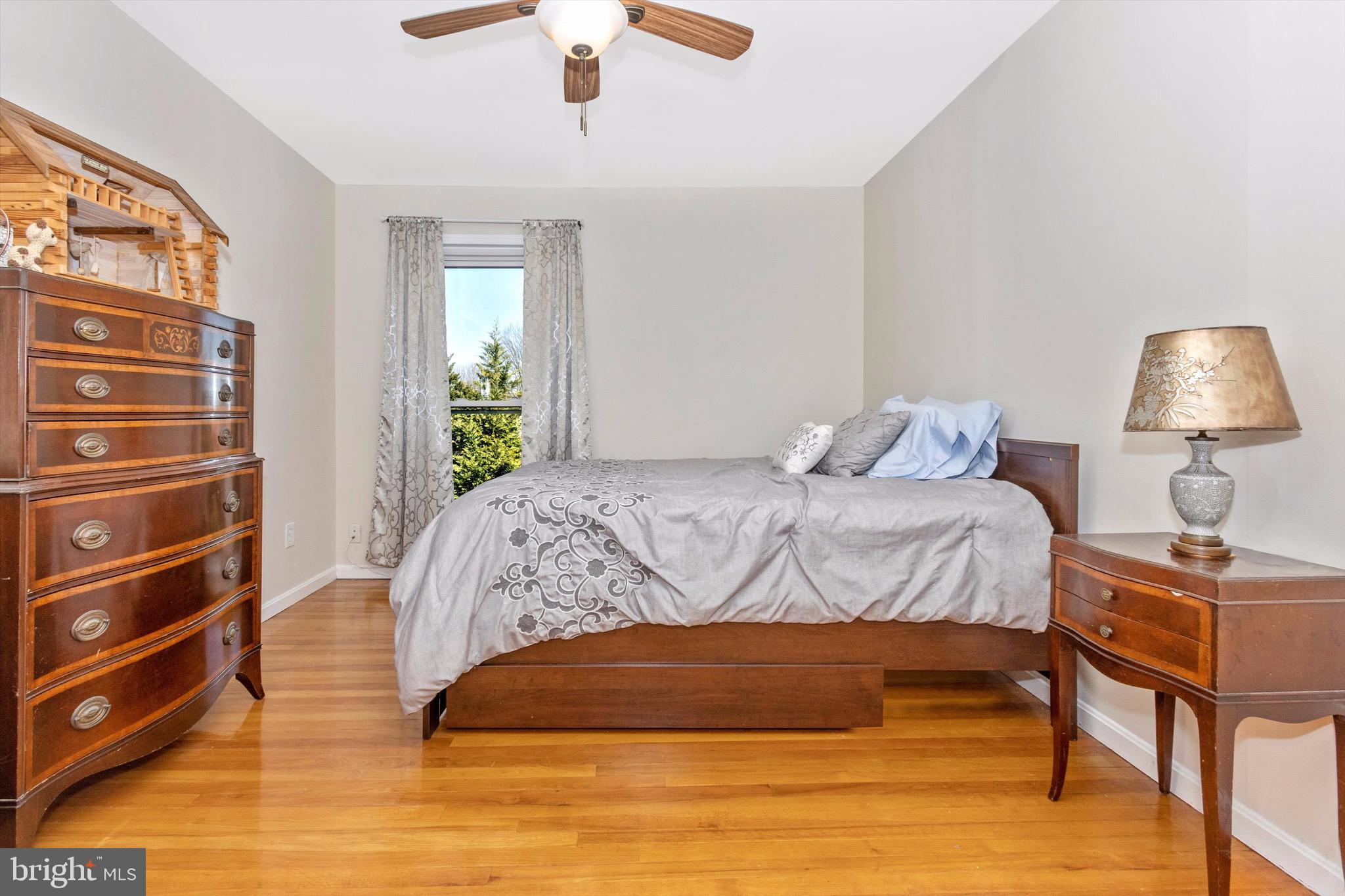 MILL CREEK - Residential