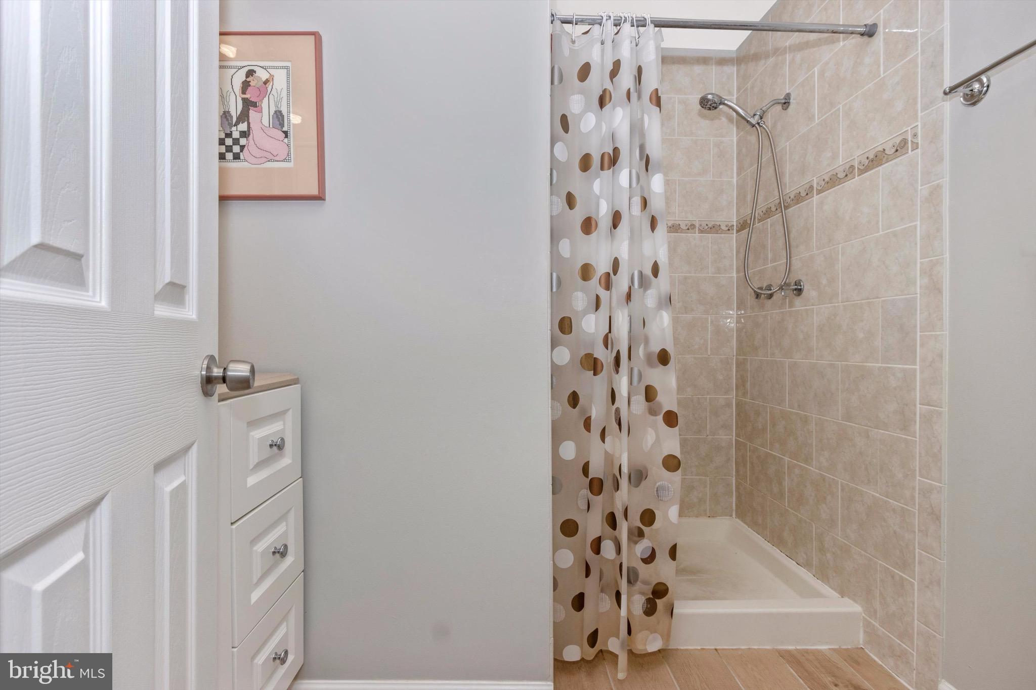 MILL CREEK - Residential