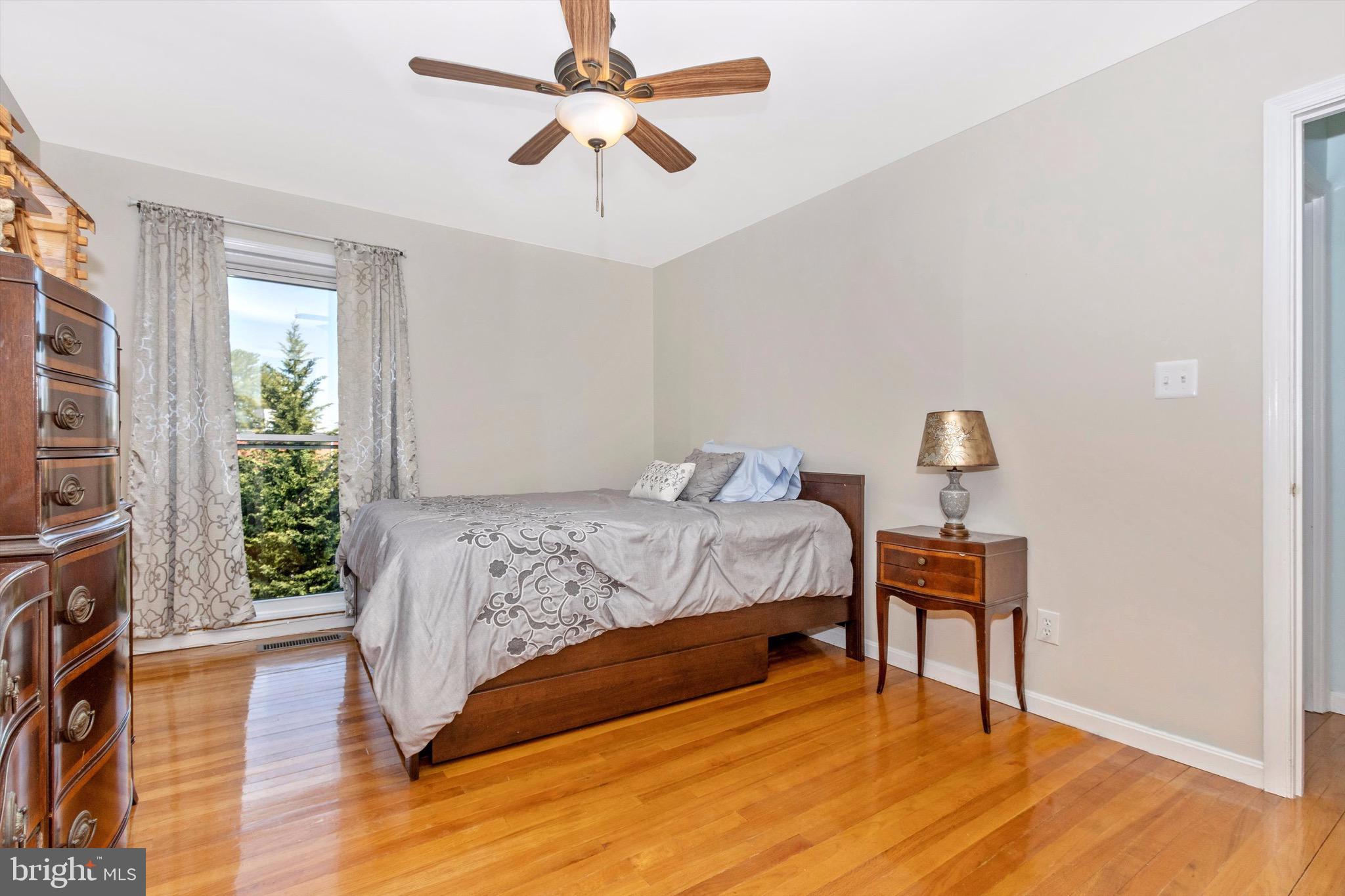 MILL CREEK - Residential