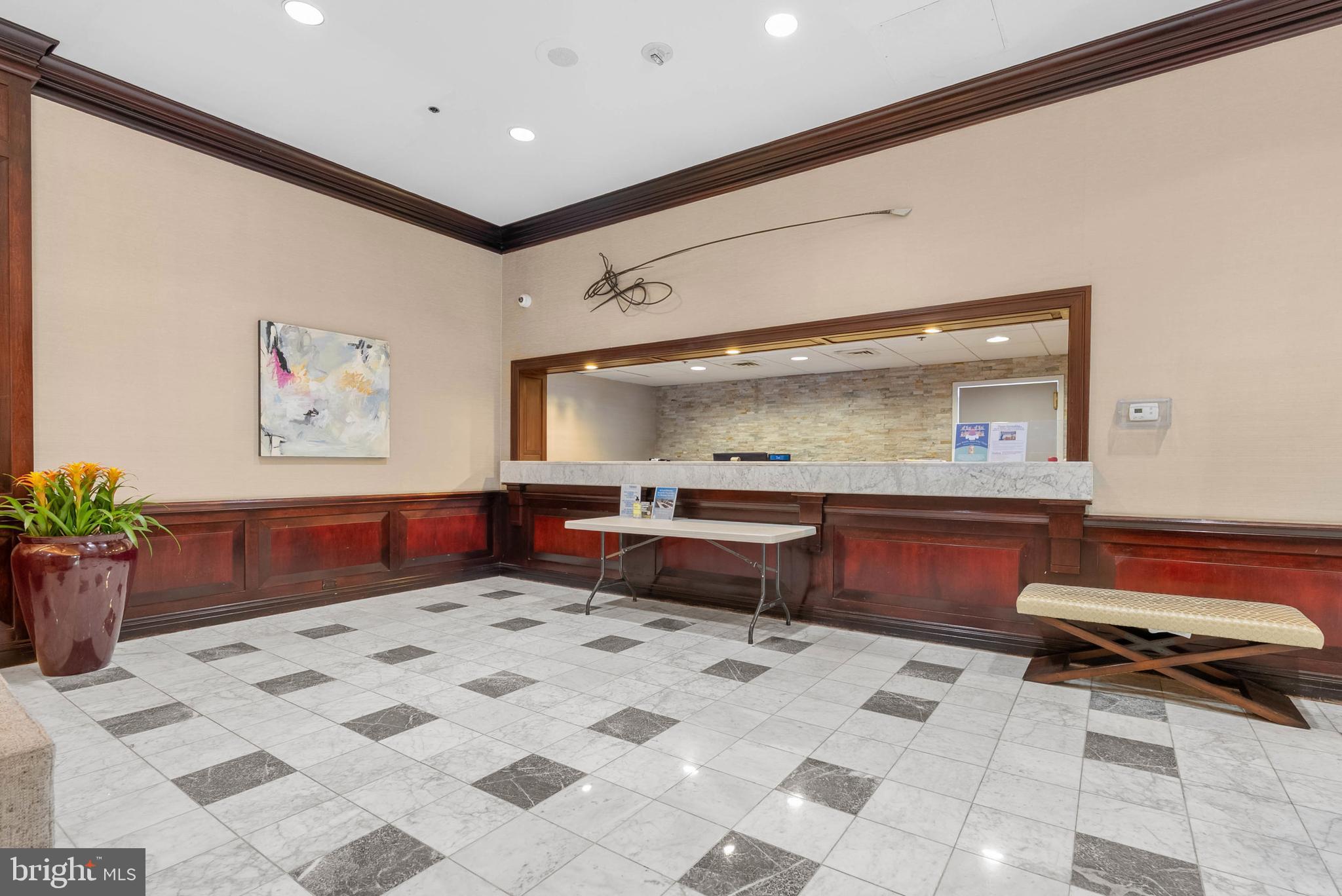 ART MUSEUM AREA - Residential