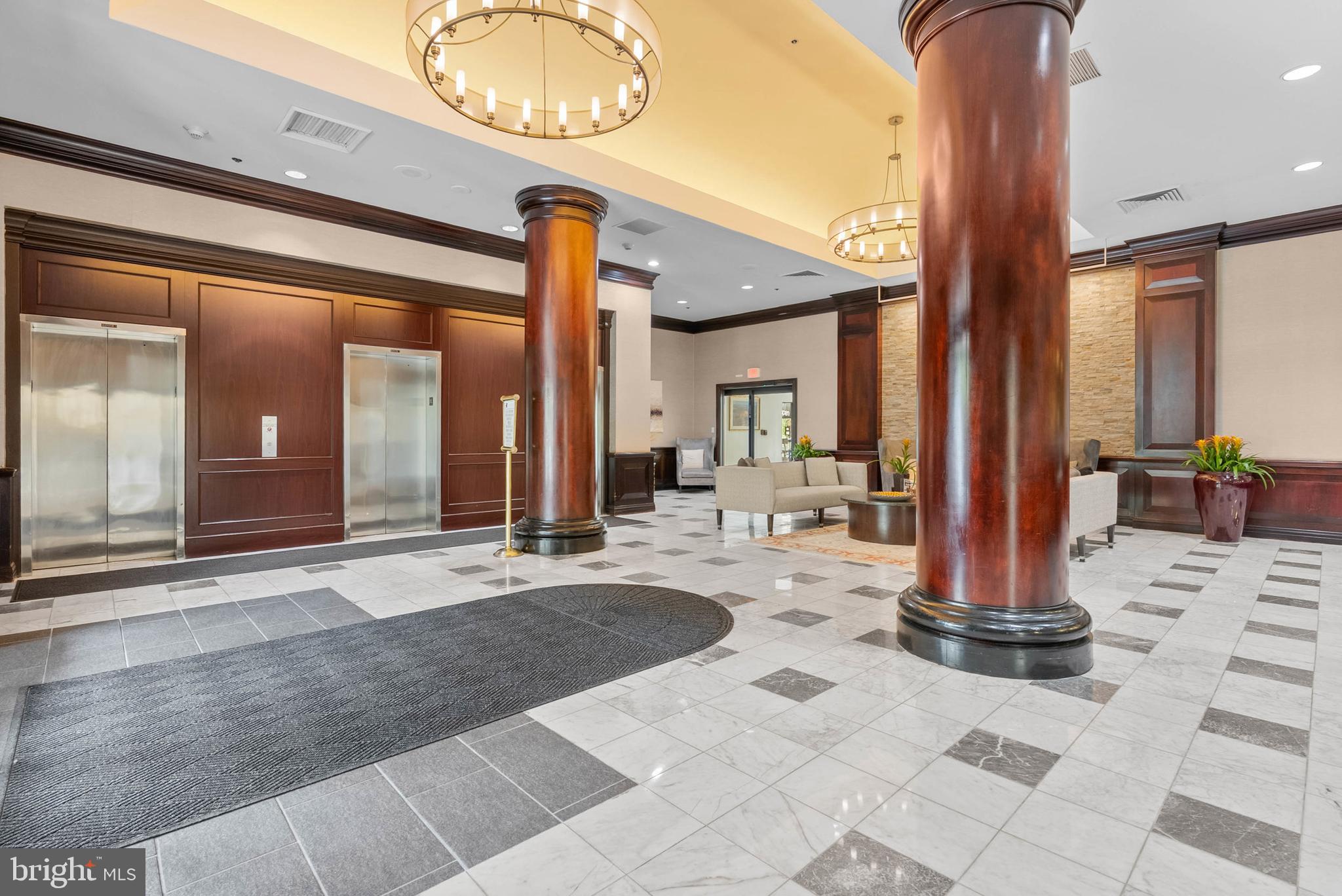 ART MUSEUM AREA - Residential