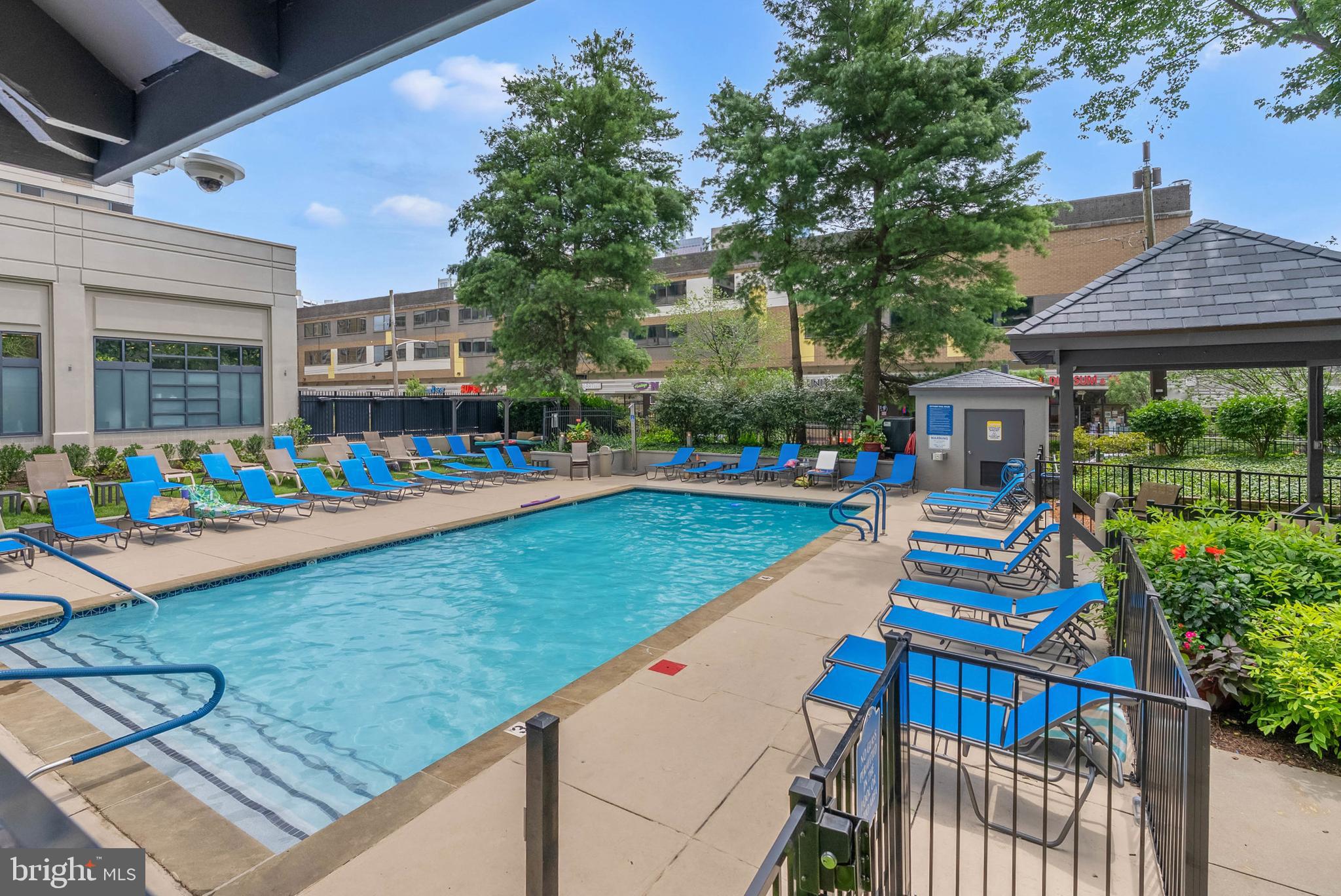 ART MUSEUM AREA - Residential