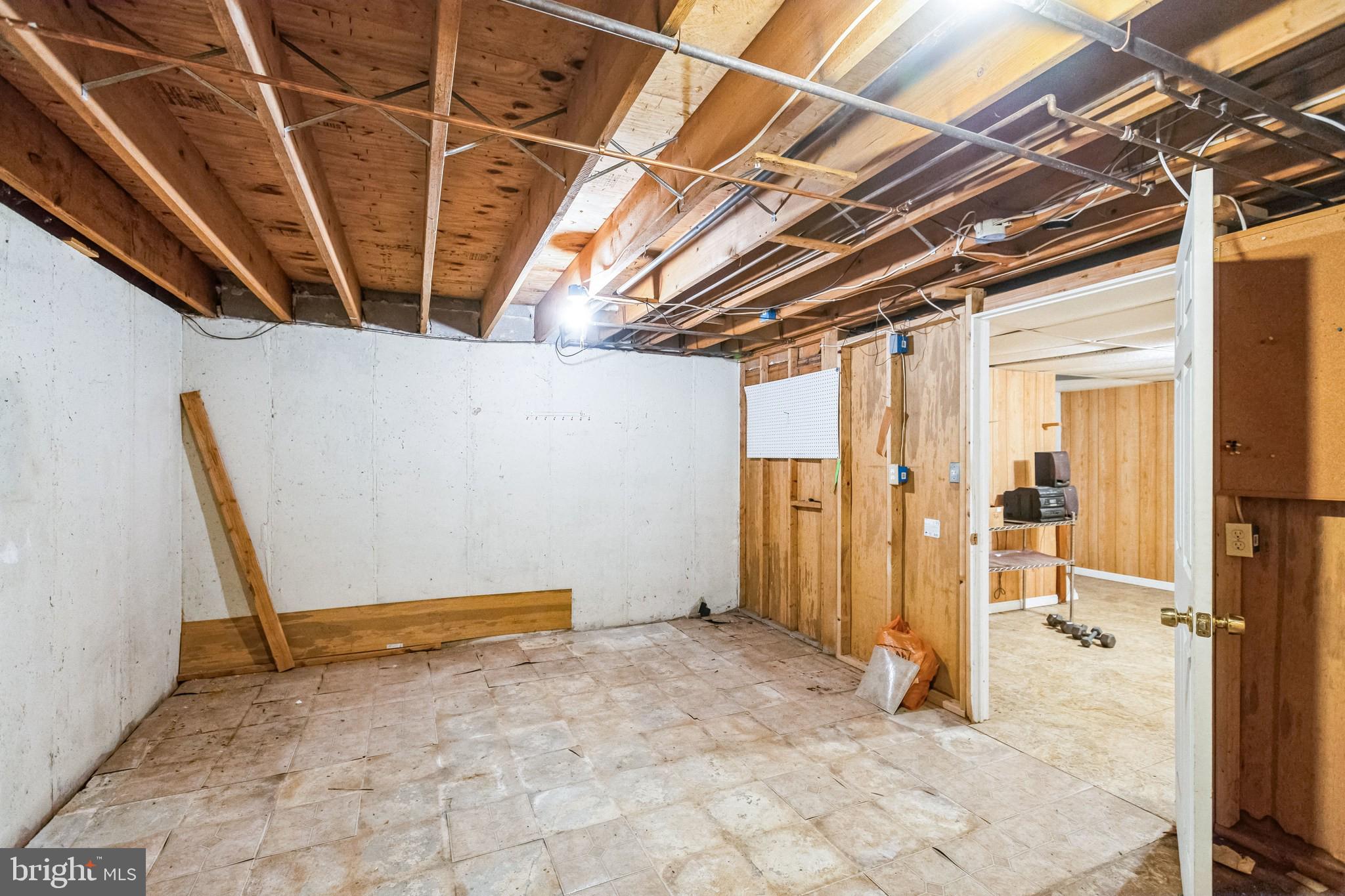 WALNUT RIDGE ESTS - Residential