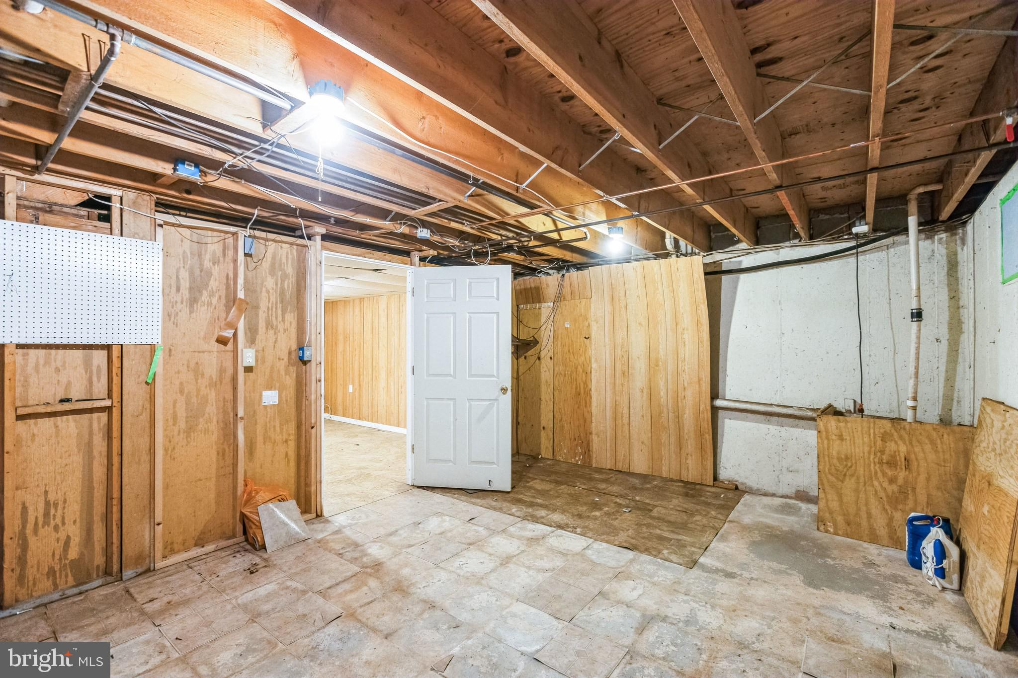 WALNUT RIDGE ESTS - Residential