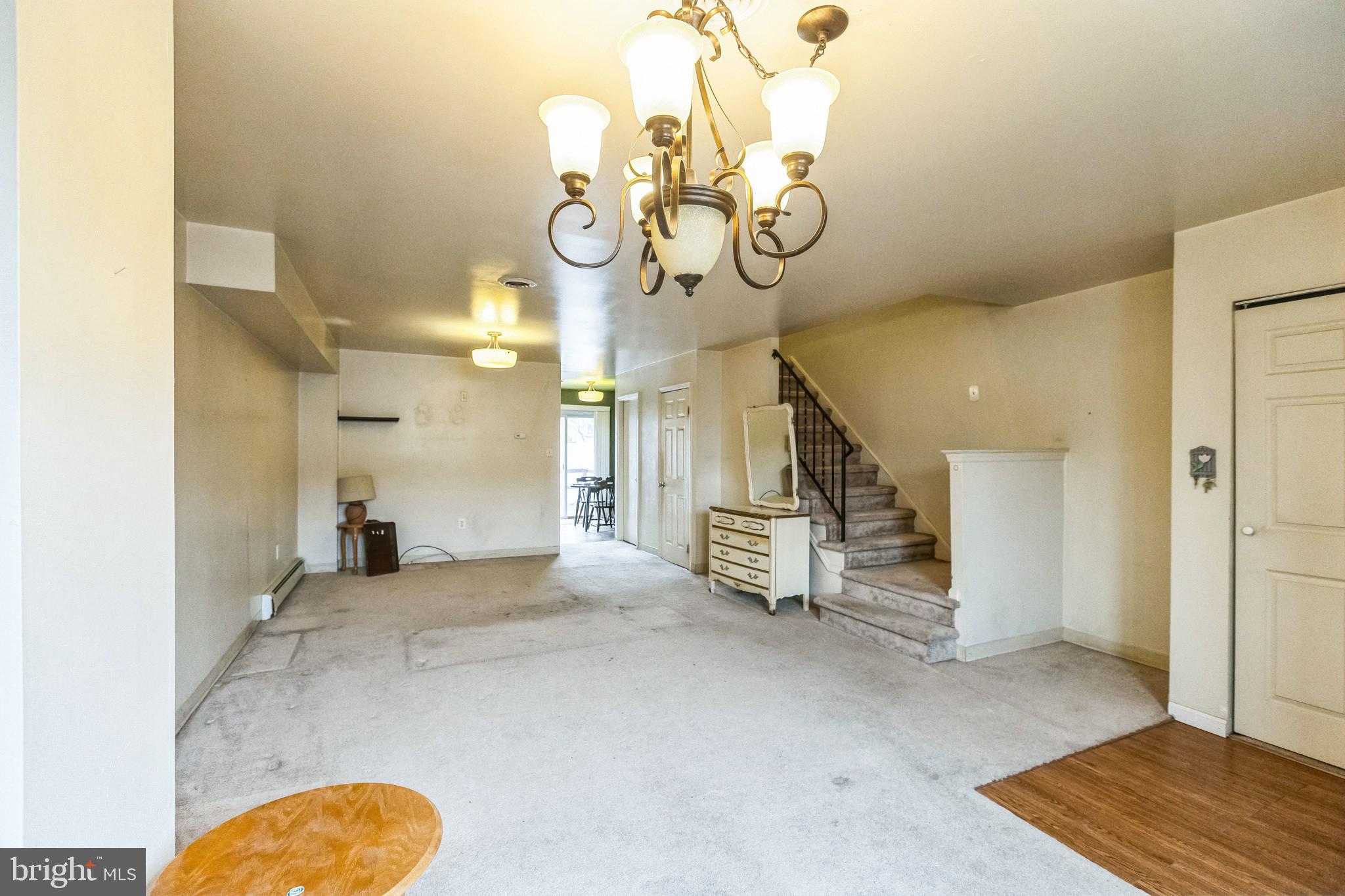 WALNUT RIDGE ESTS - Residential