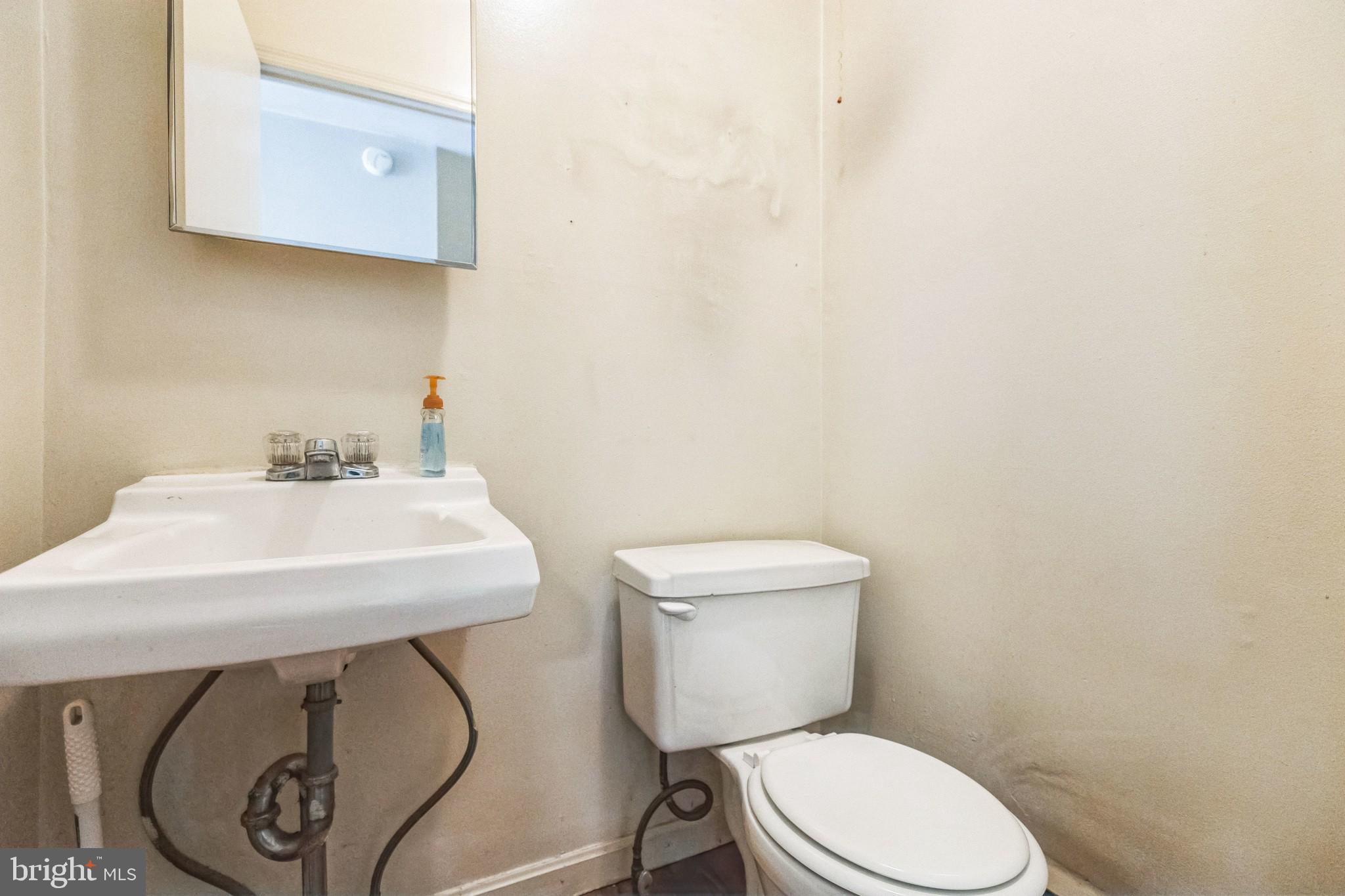 WALNUT RIDGE ESTS - Residential