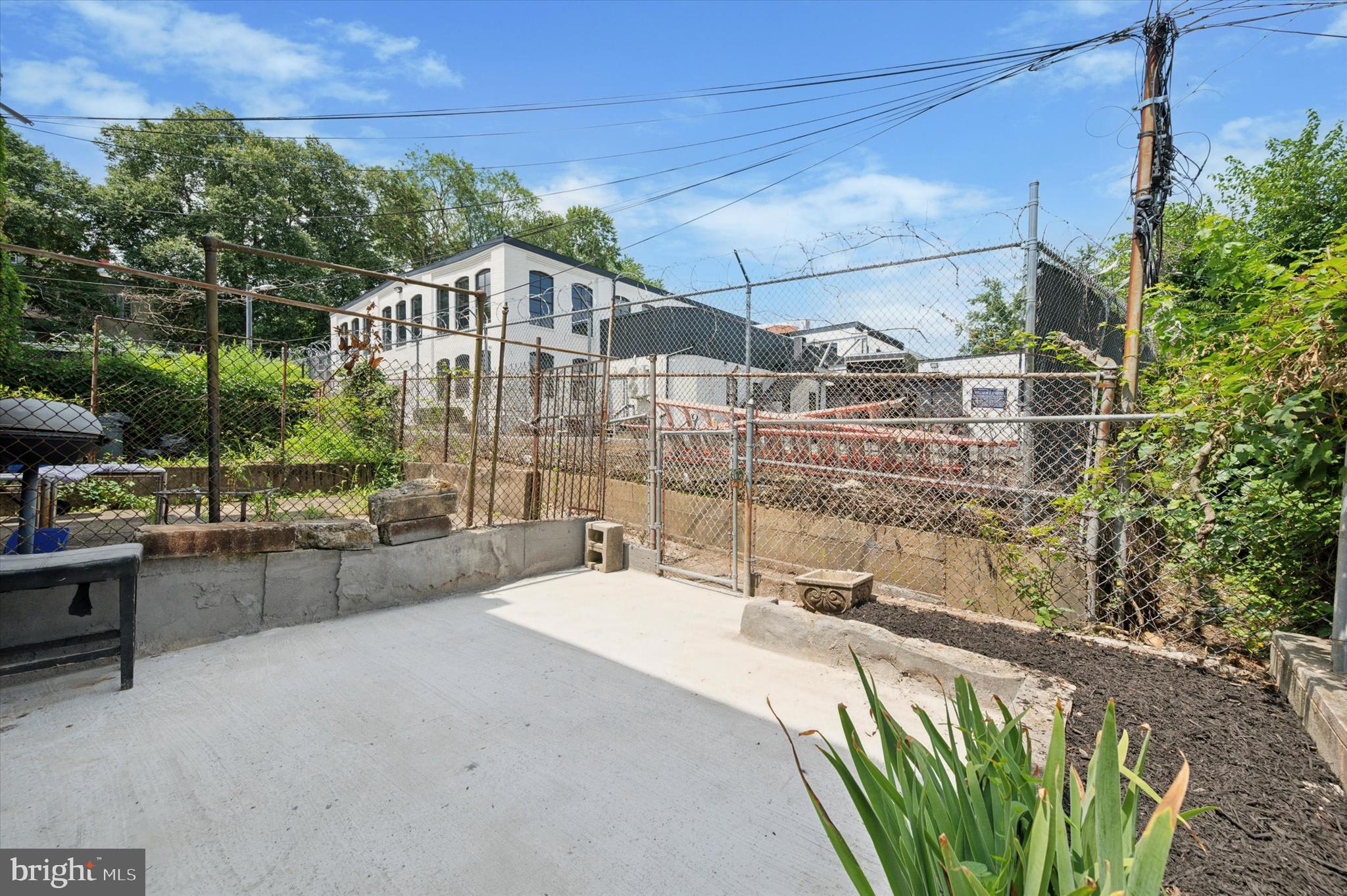 GERMANTOWN - Residential