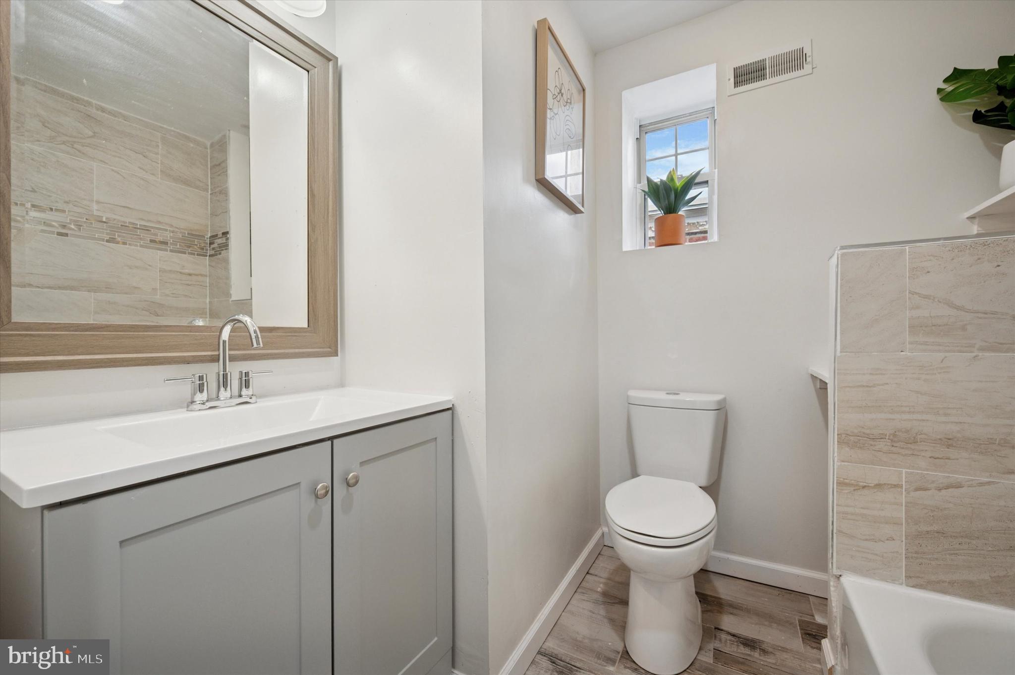 GERMANTOWN - Residential