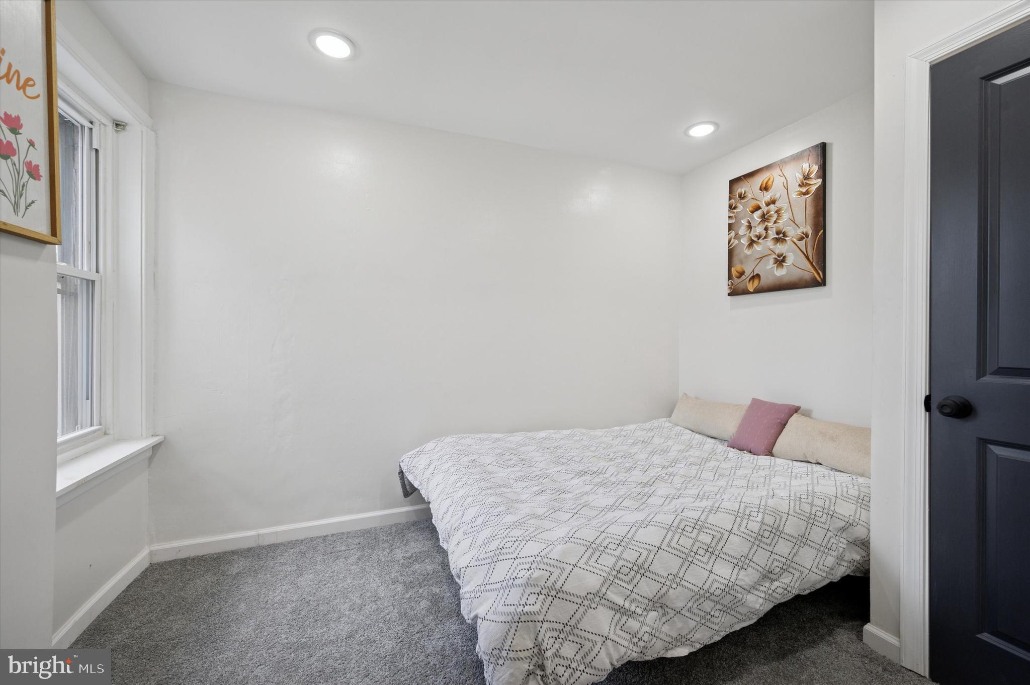 GERMANTOWN - Residential