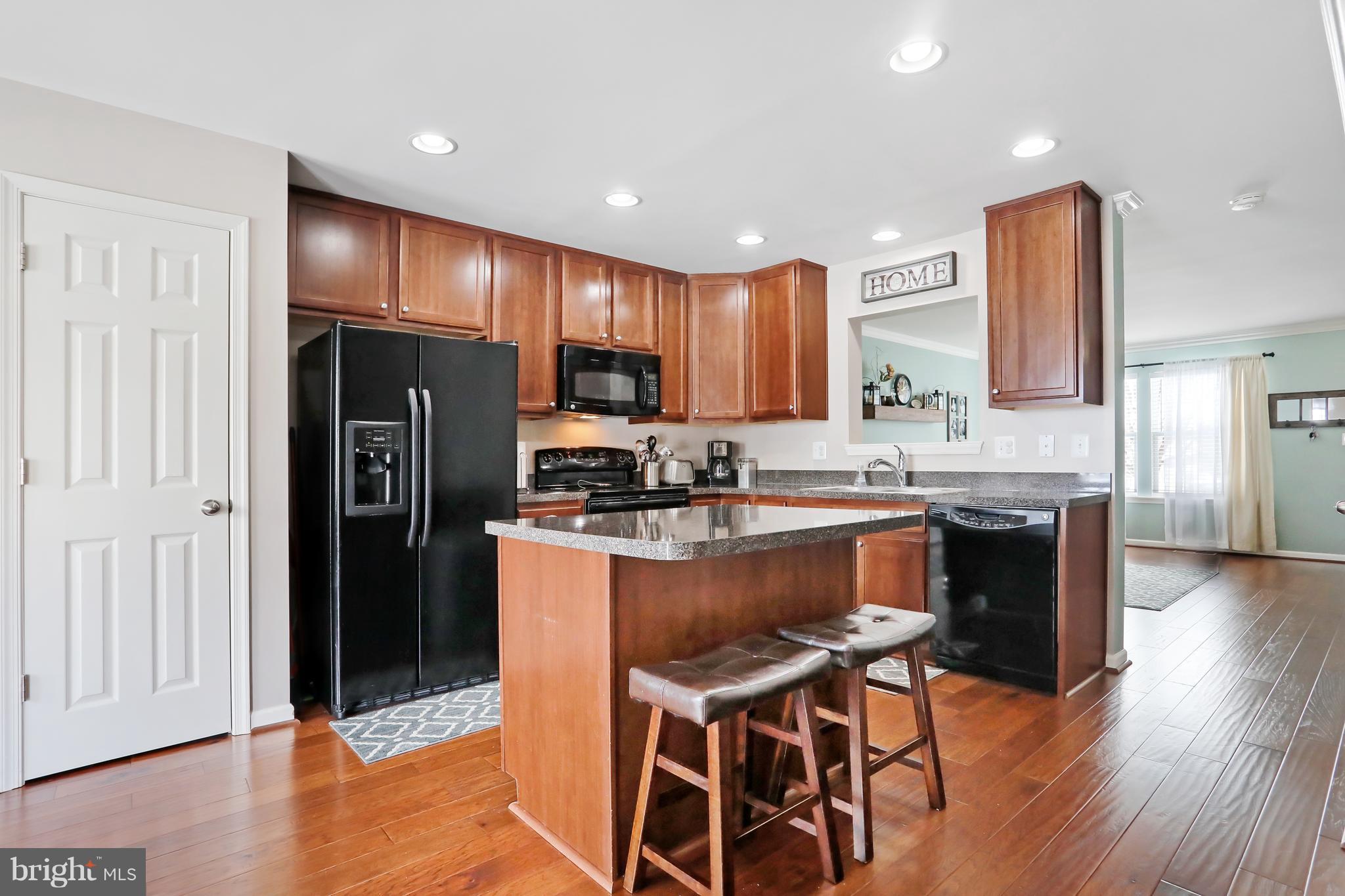 LAKELAND PLACE - Residential