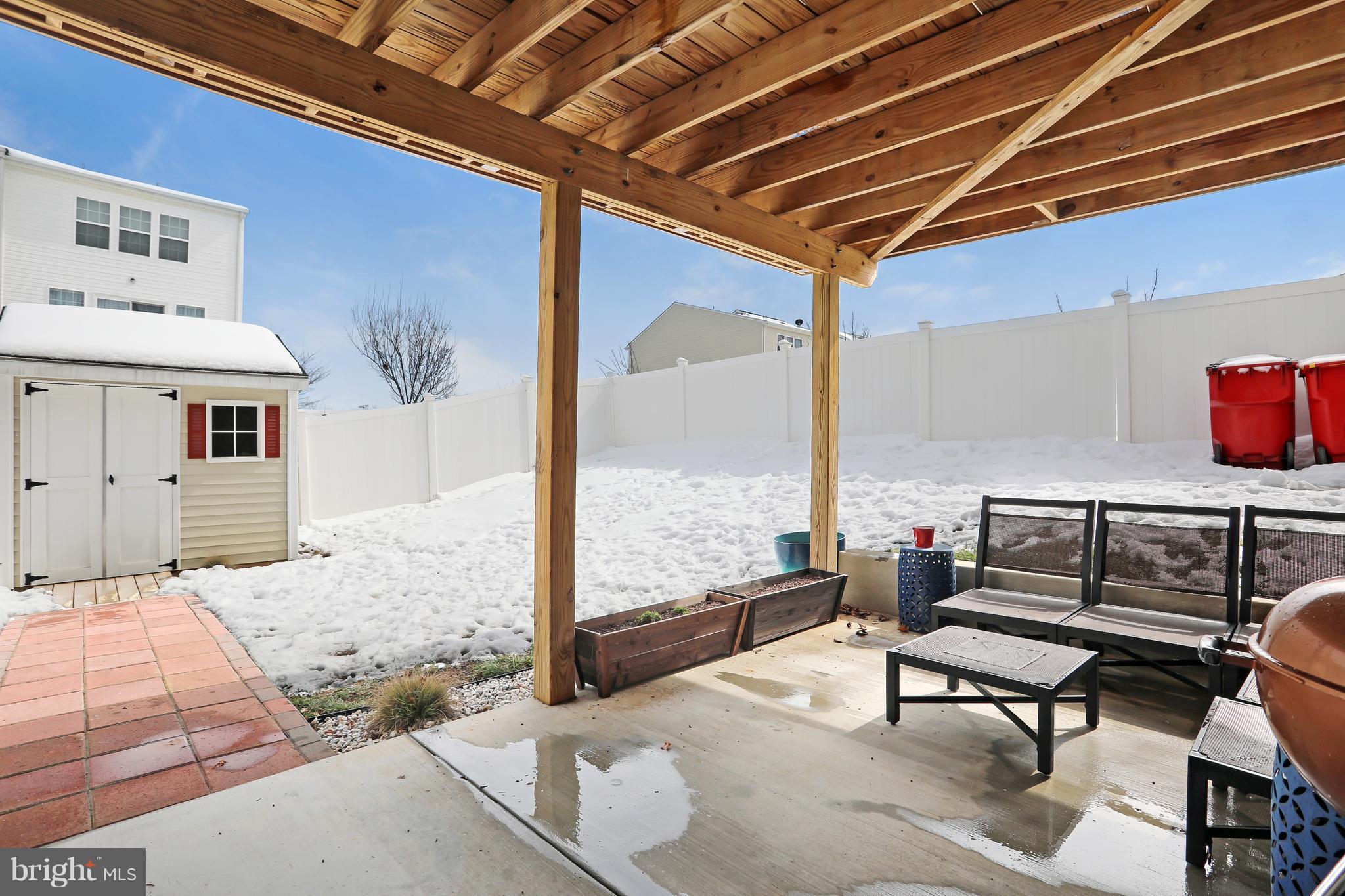 LAKELAND PLACE - Residential