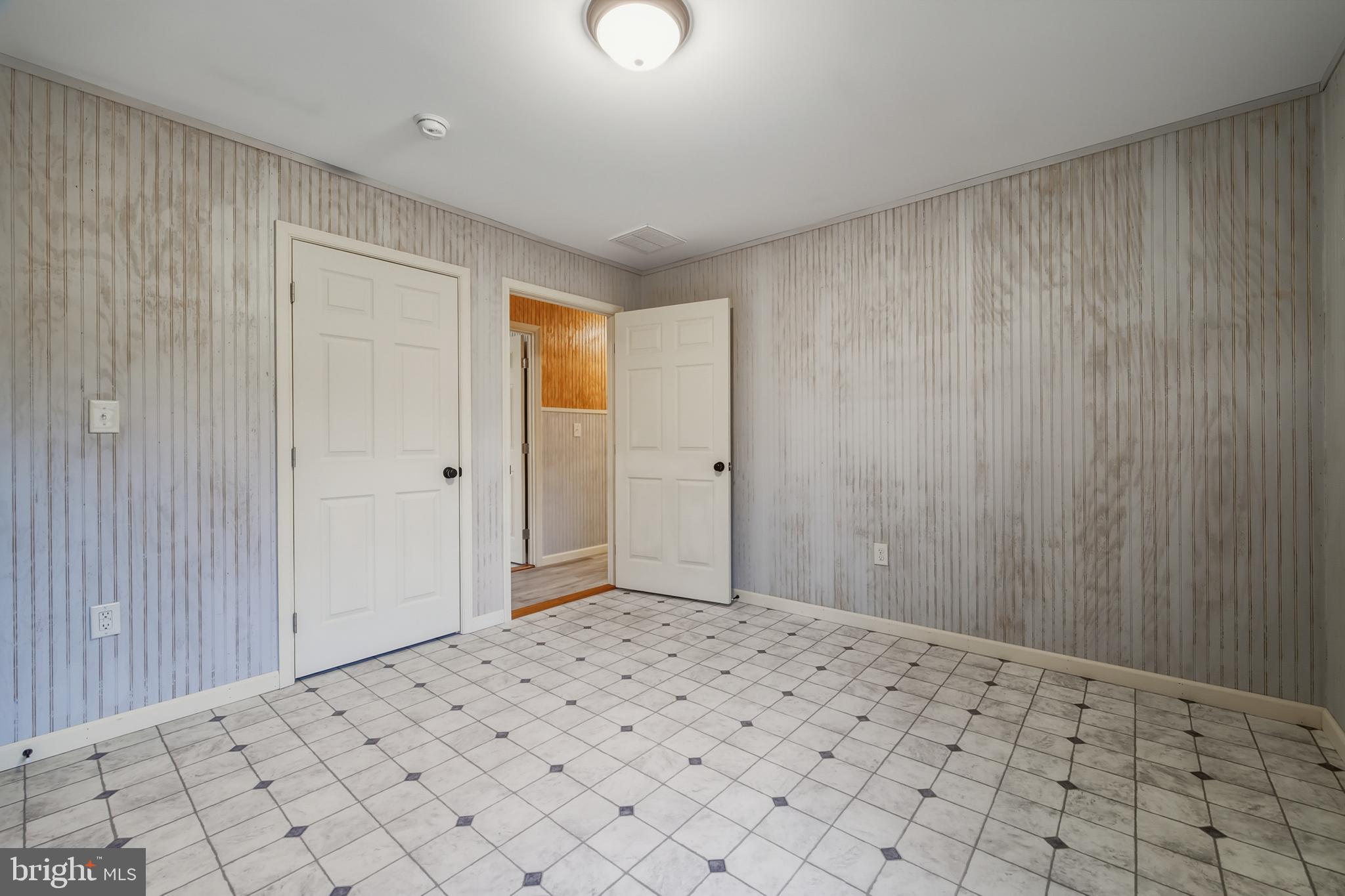 IDA PALMER - Residential