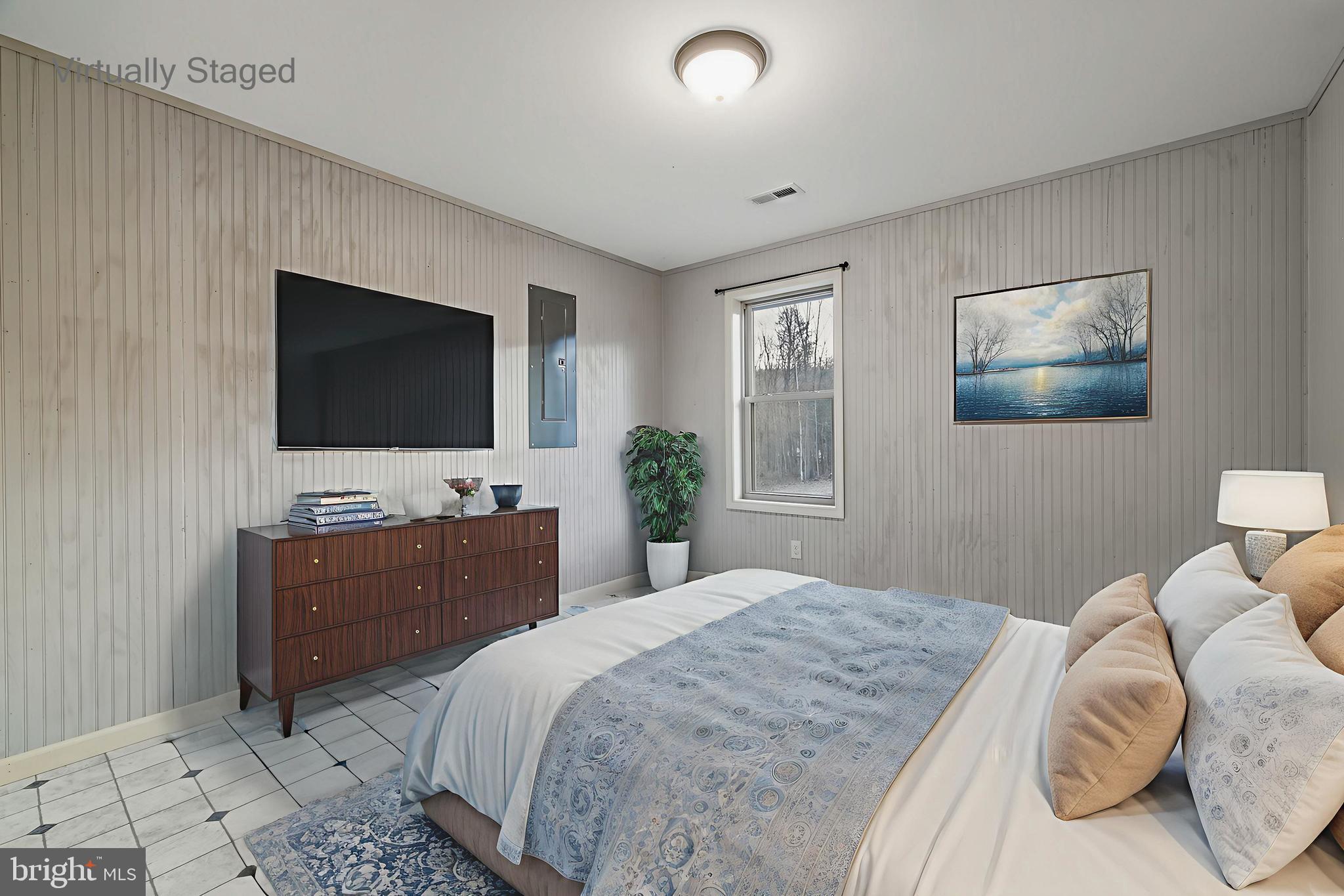 IDA PALMER - Residential