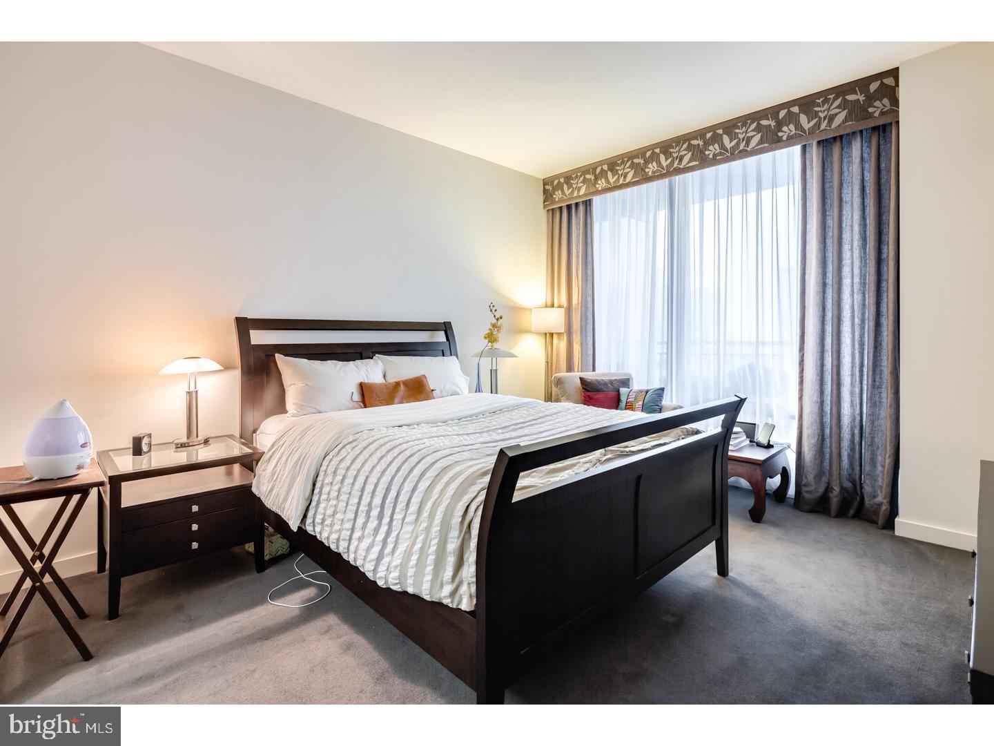 RITTENHOUSE SQUARE - Residential Lease