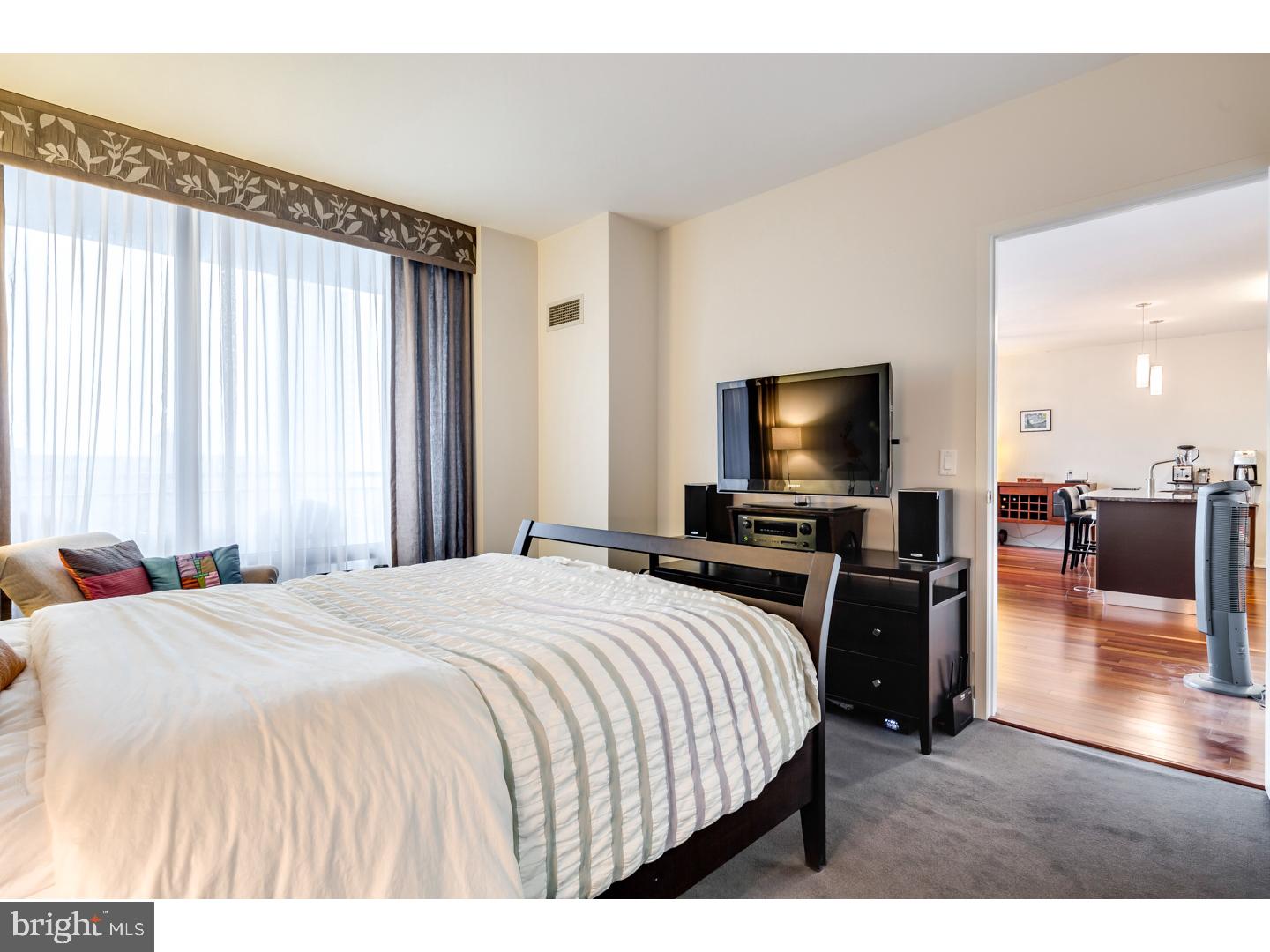 RITTENHOUSE SQUARE - Residential Lease