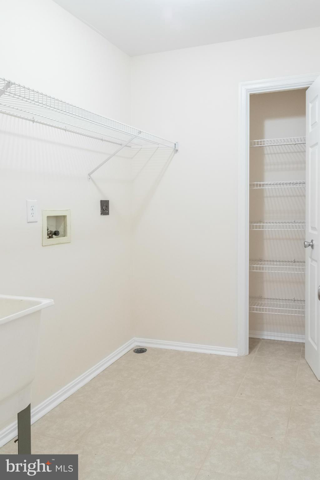 WOODBRIDGE PLAT 7 PLAT O - Residential