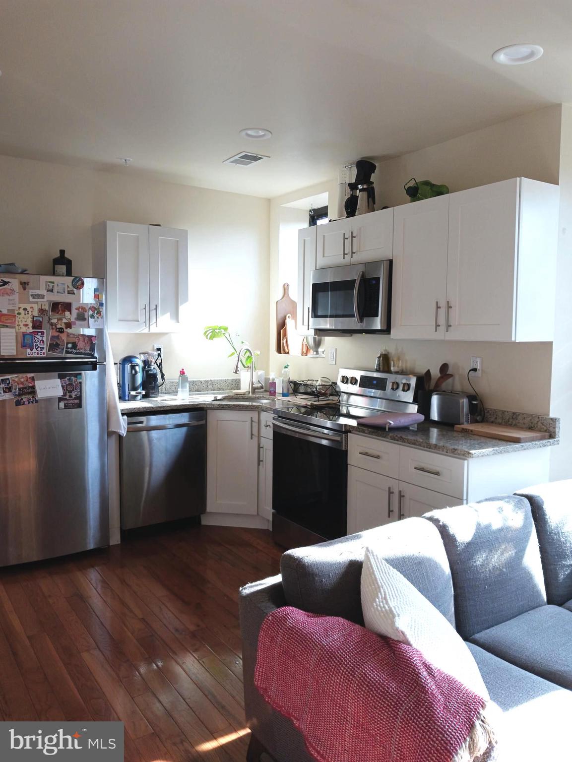 BELLA VISTA - Residential Lease