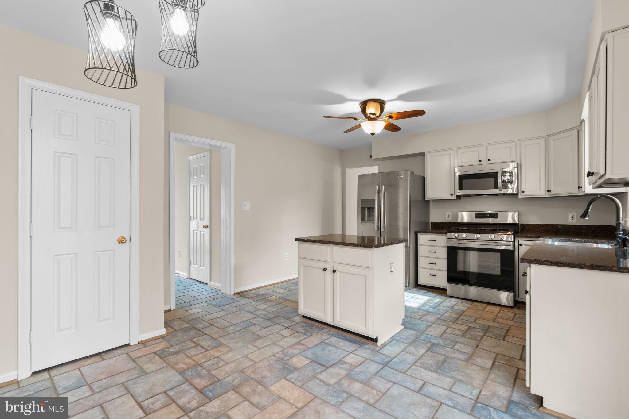 NOTTINGHAM VILLAGE - Residential