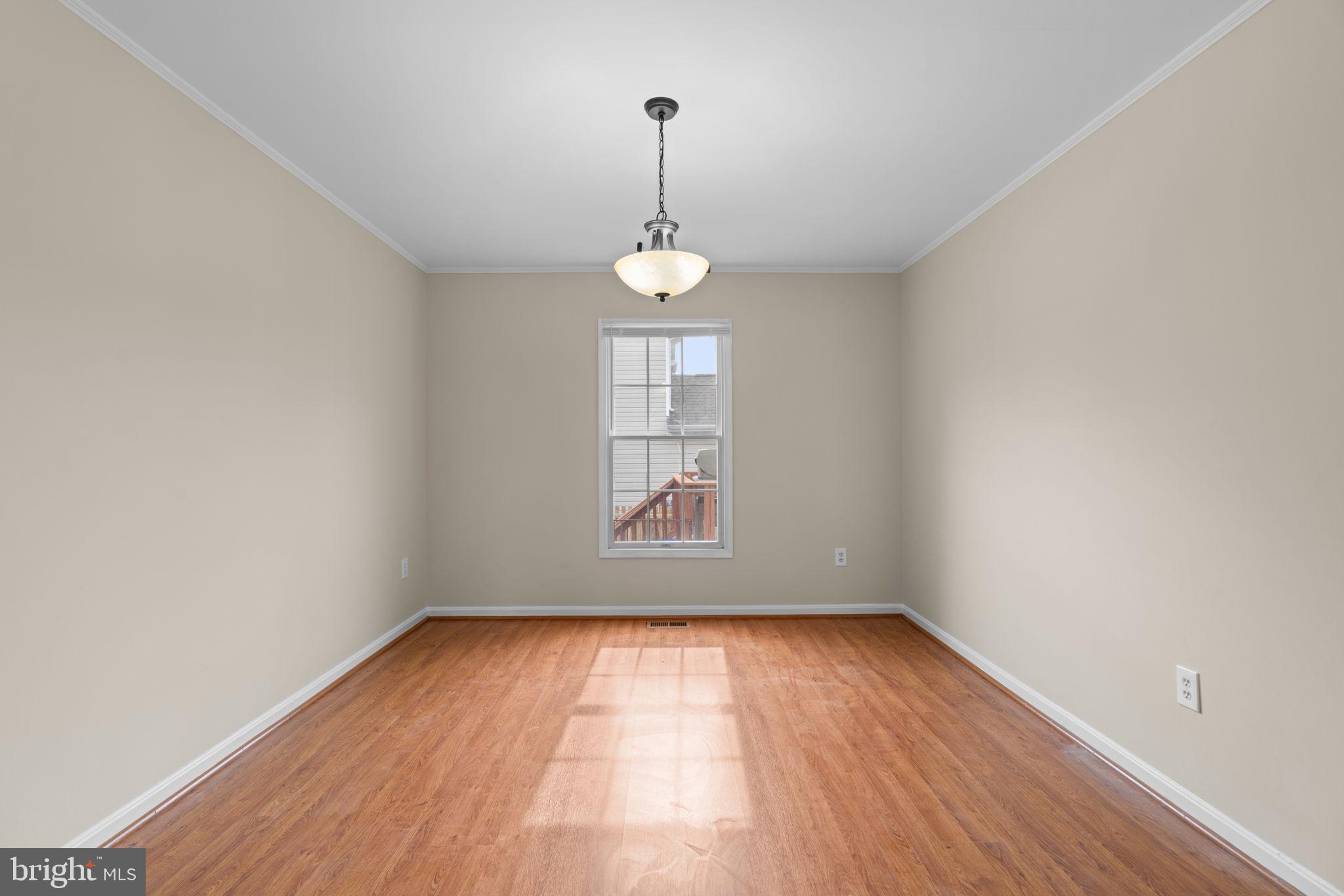 NOTTINGHAM VILLAGE - Residential