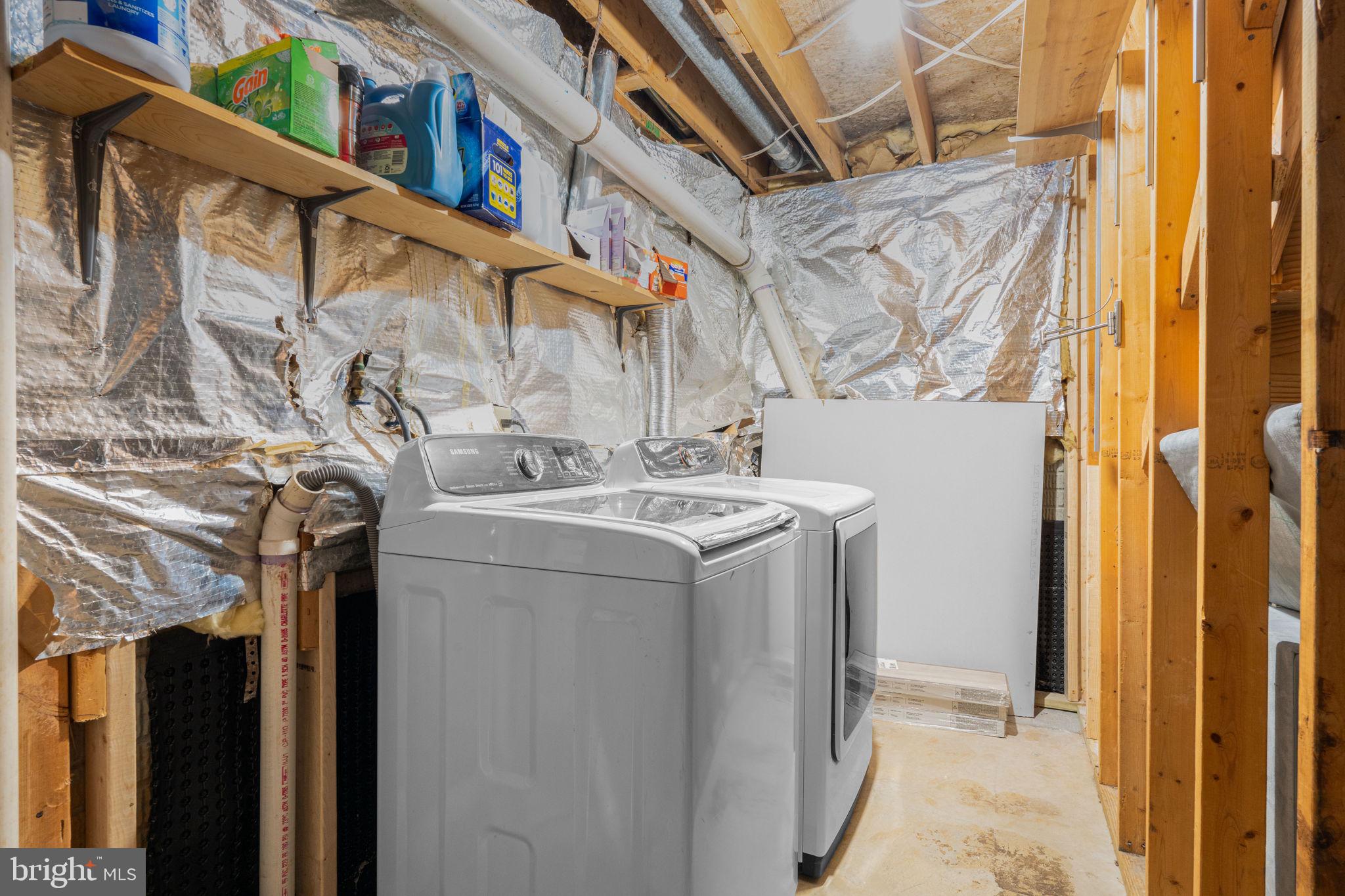 VISTA WOODS - Residential