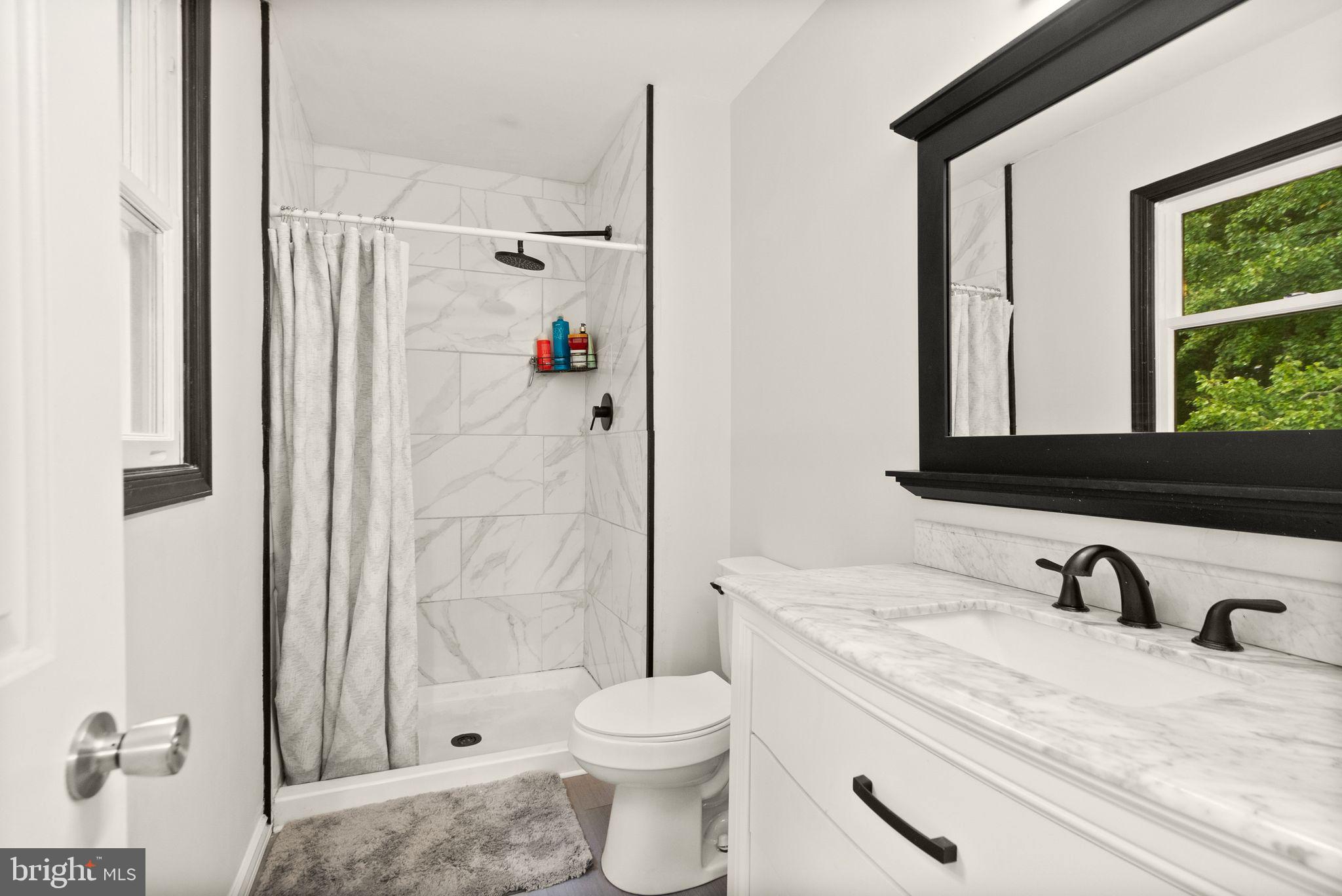 VISTA WOODS - Residential