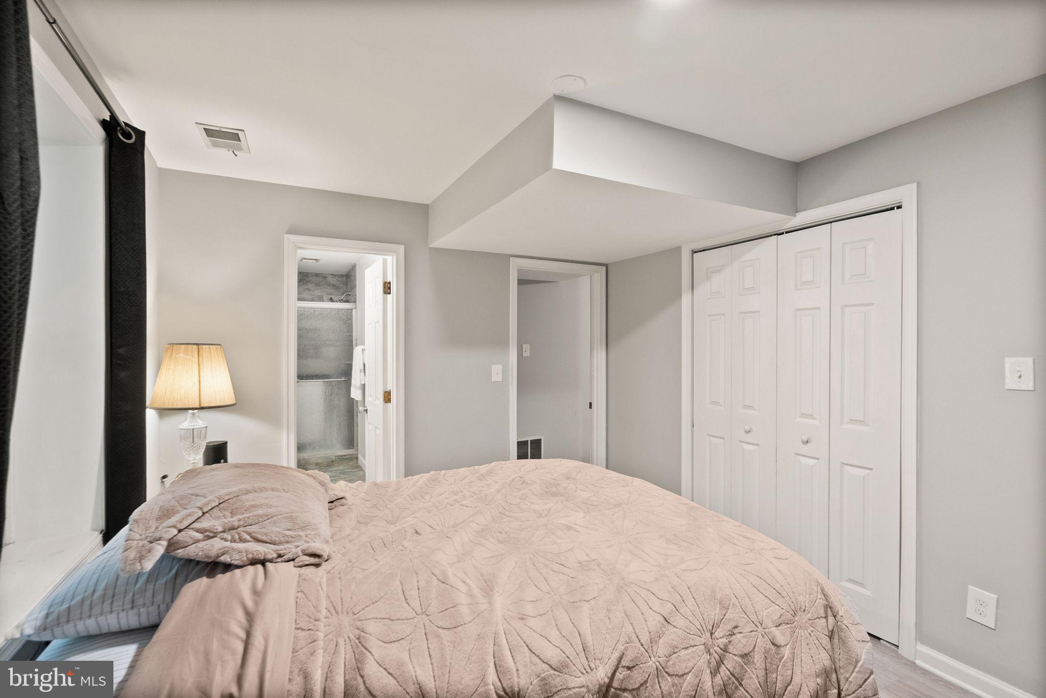 VISTA WOODS - Residential