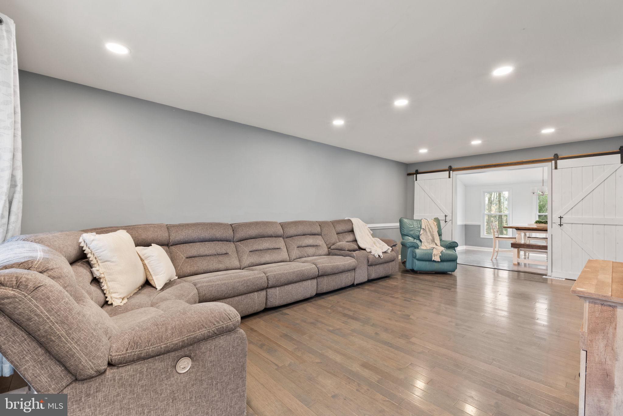 VISTA WOODS - Residential