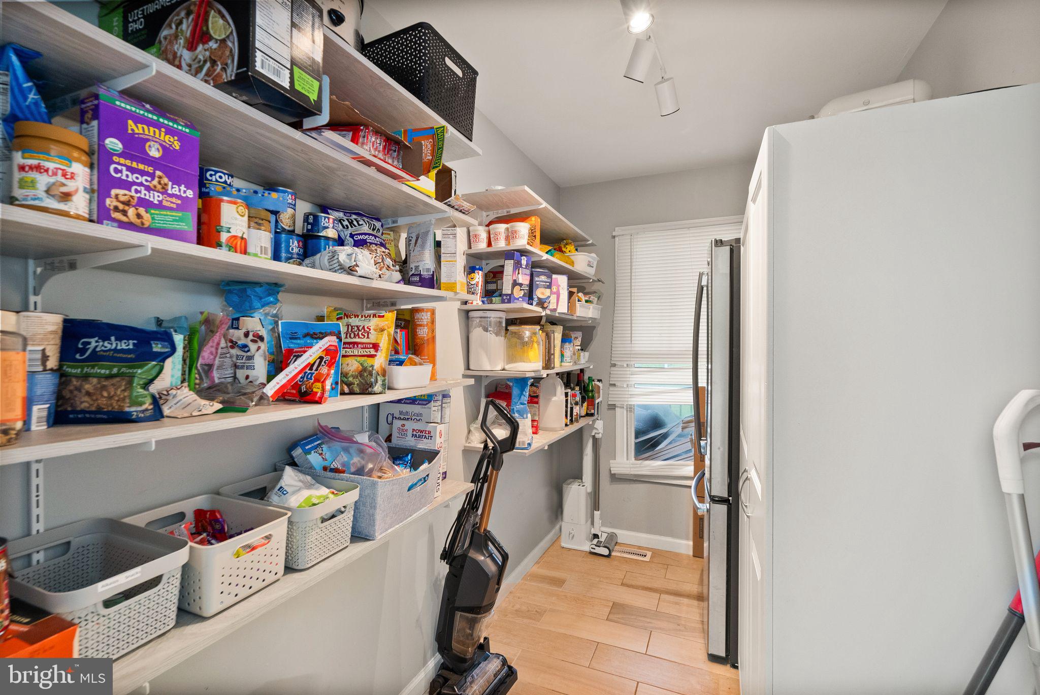 VISTA WOODS - Residential