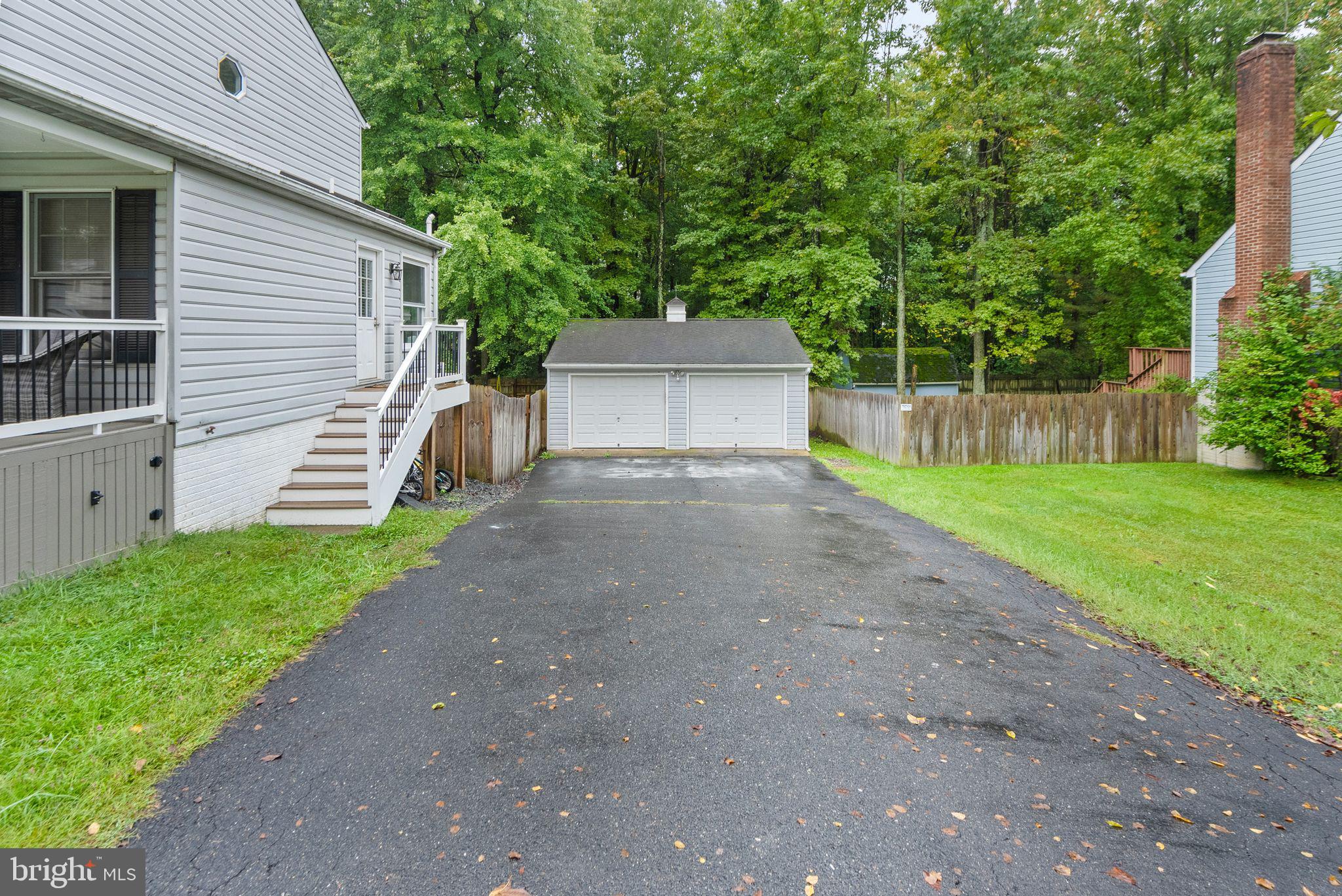 VISTA WOODS - Residential