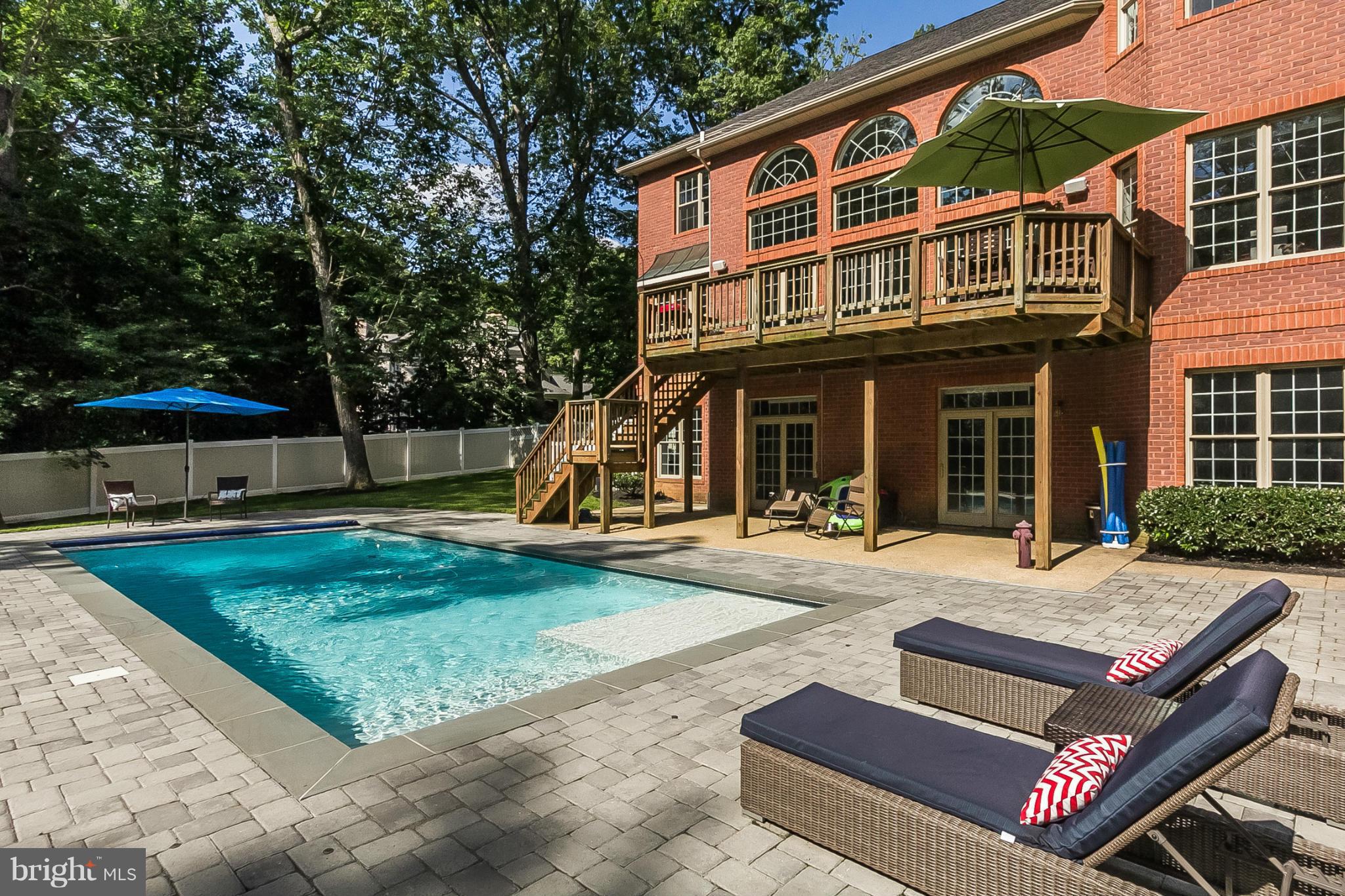 CHESTNUT WOODS - Residential