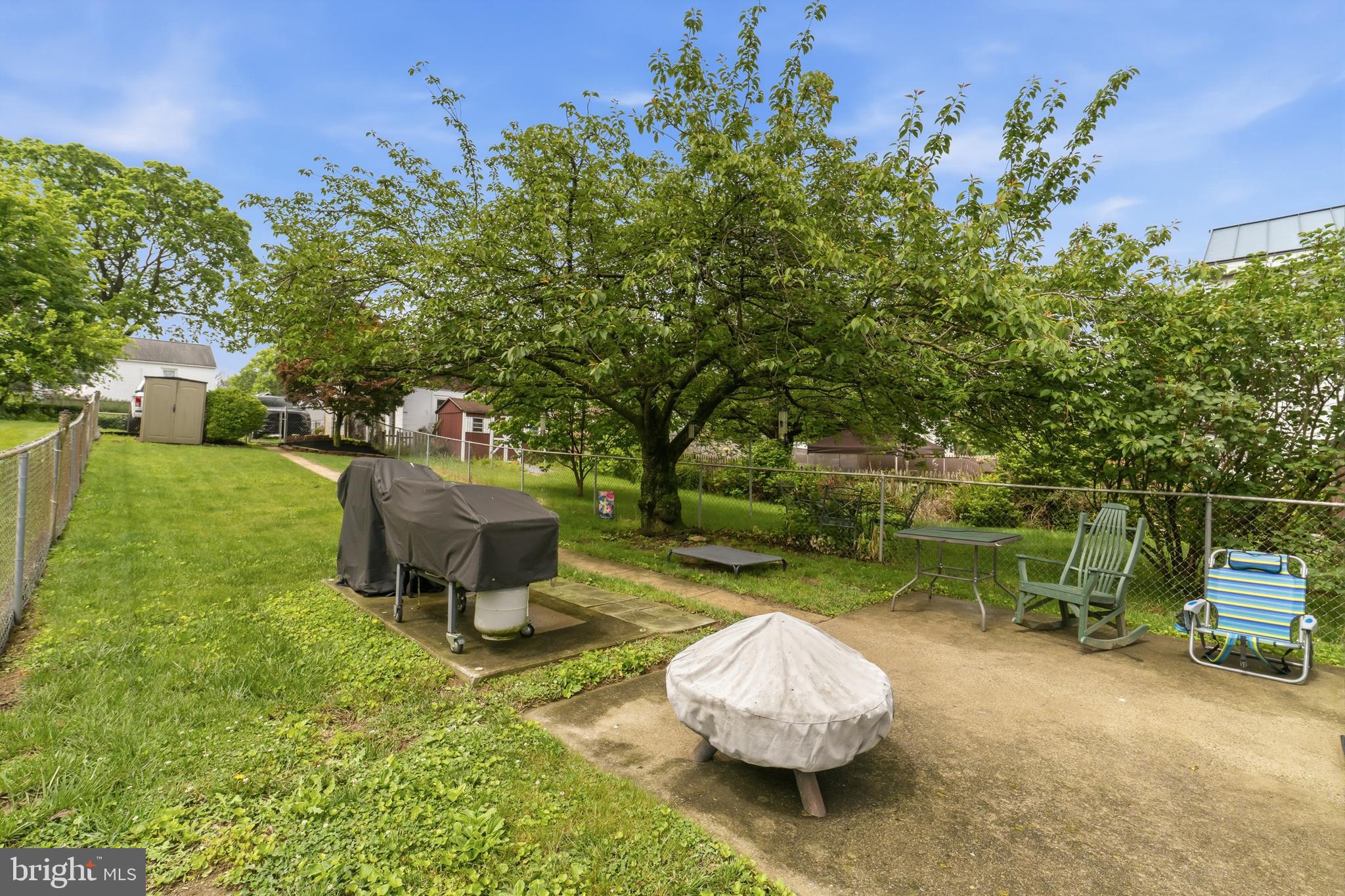 LOWER WALTON - Residential