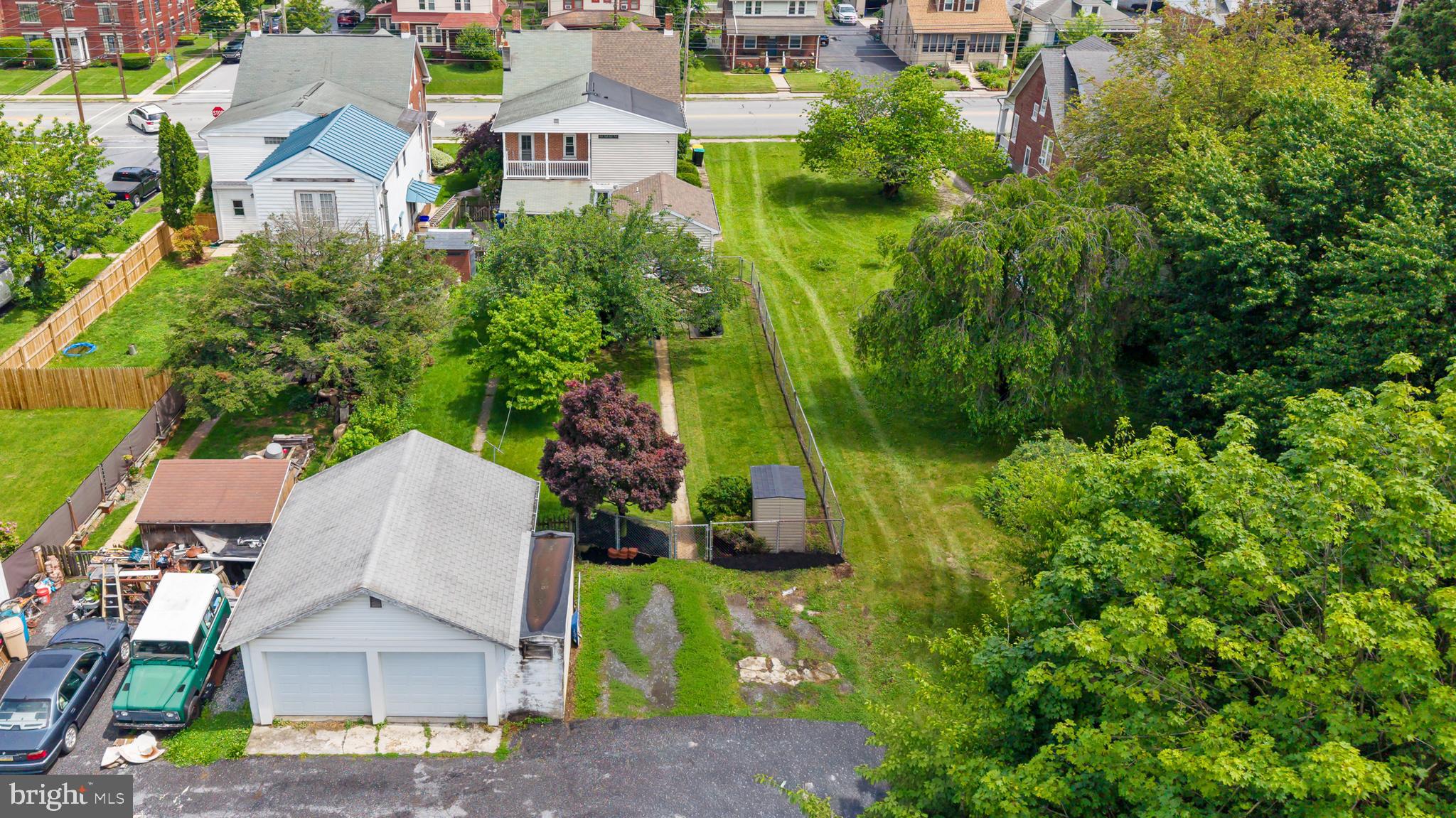 LOWER WALTON - Residential