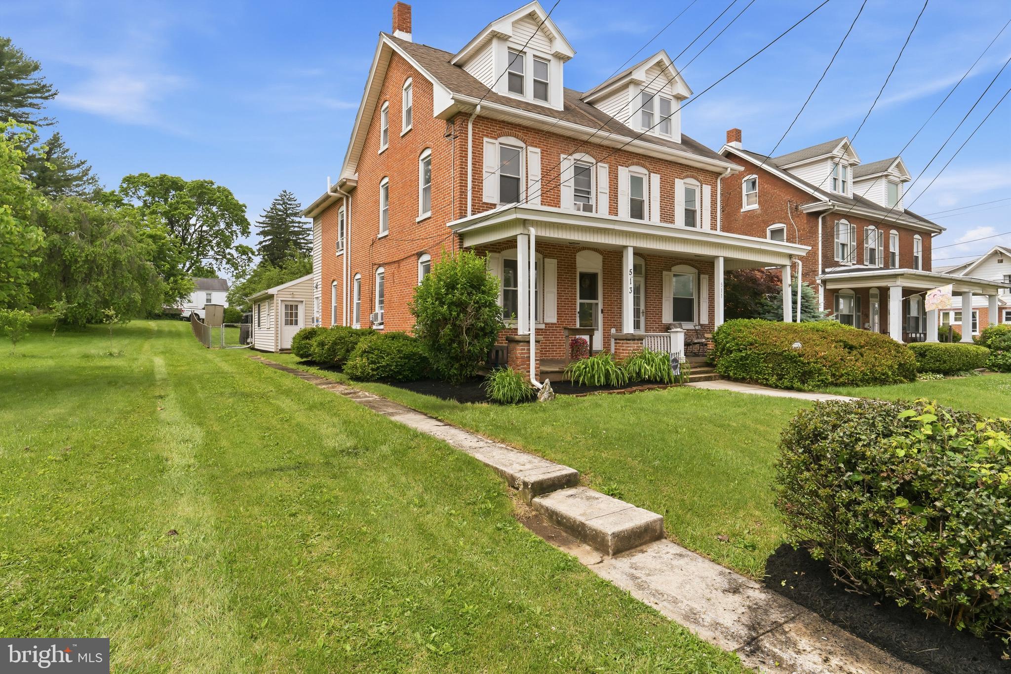 LOWER WALTON - Residential