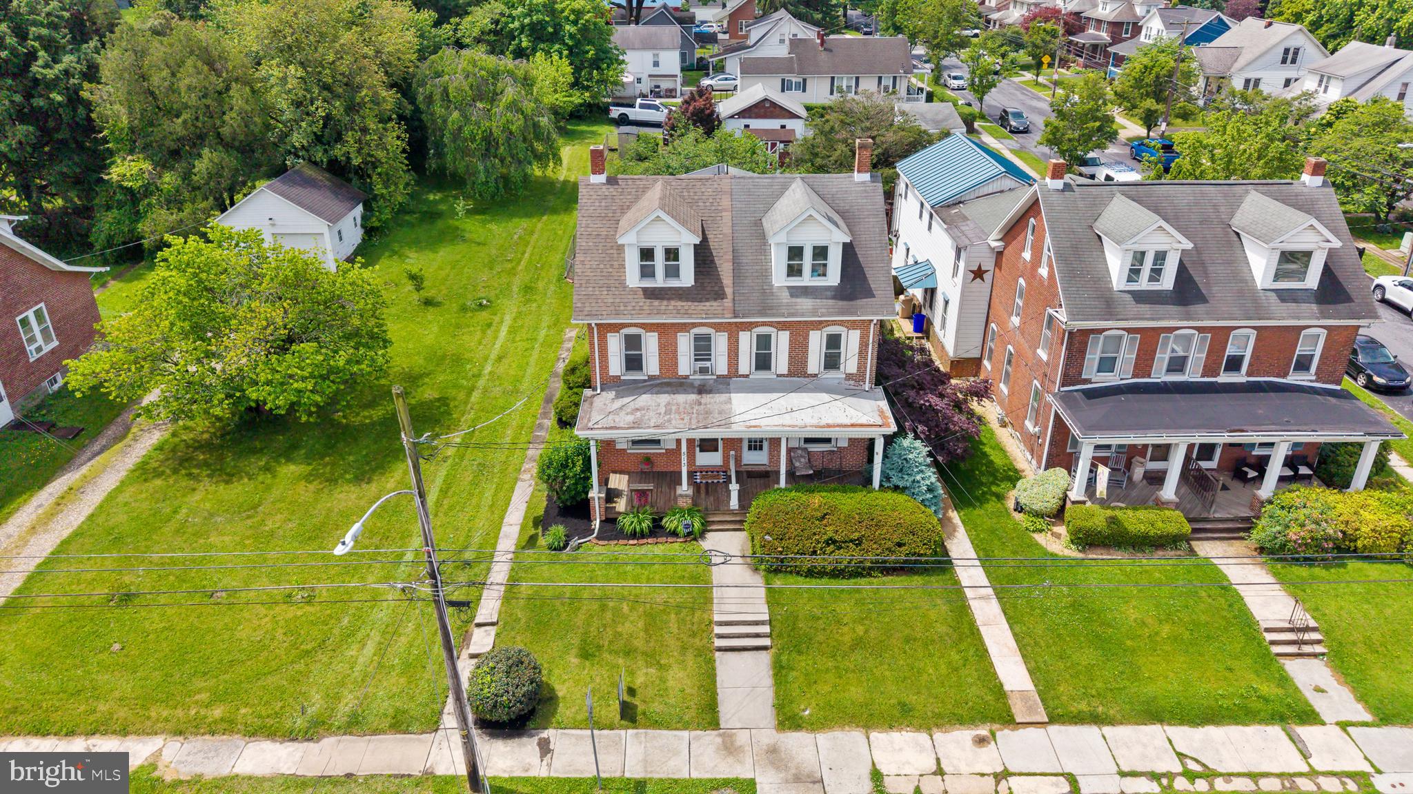 LOWER WALTON - Residential
