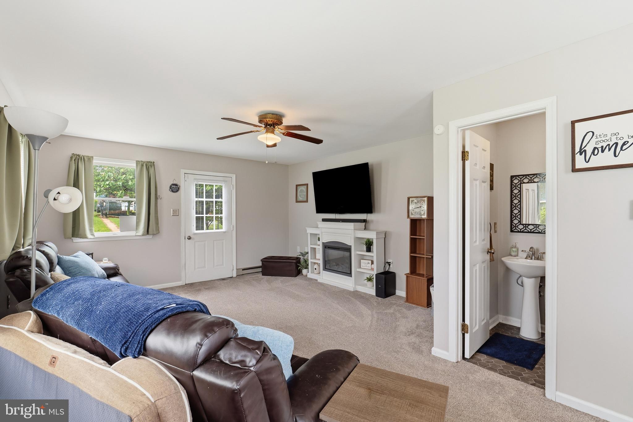 LOWER WALTON - Residential