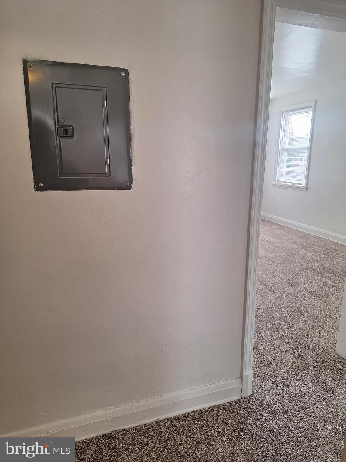 BELVEDERE SQUARE - Residential Lease