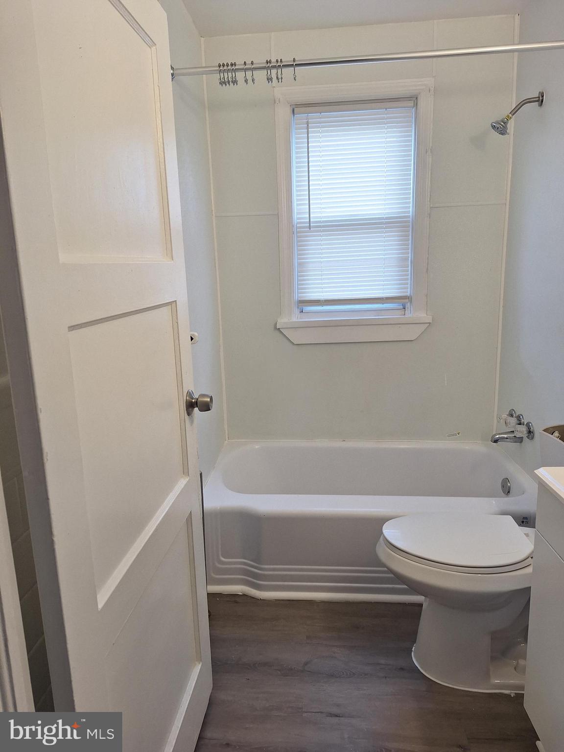 BELVEDERE SQUARE - Residential Lease