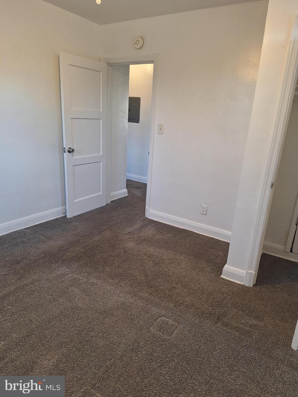 BELVEDERE SQUARE - Residential Lease