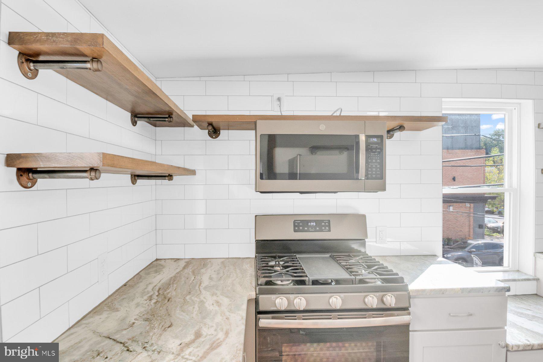 LOCUST POINT - Residential Lease