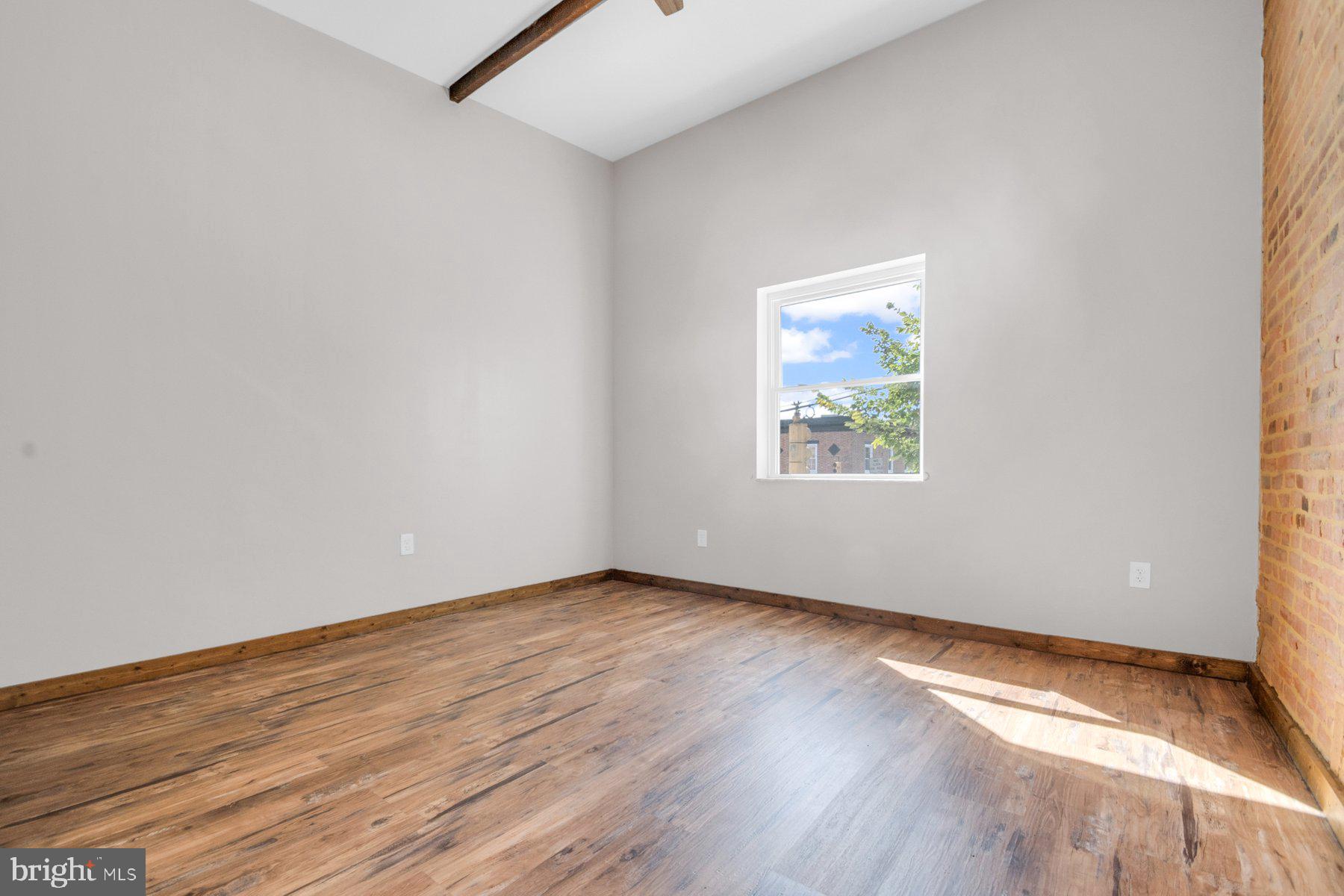 LOCUST POINT - Residential Lease