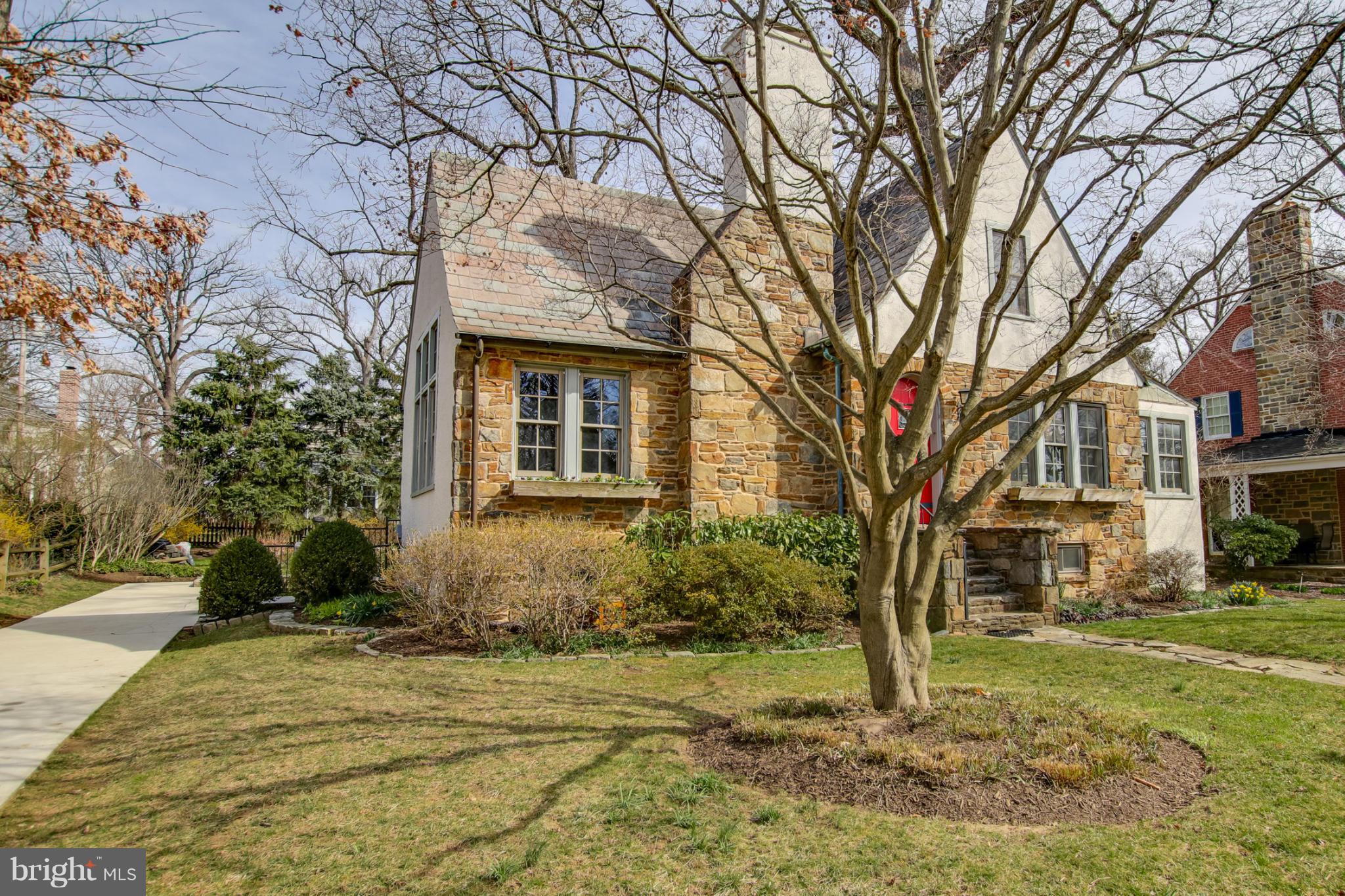 STONELEIGH - Residential