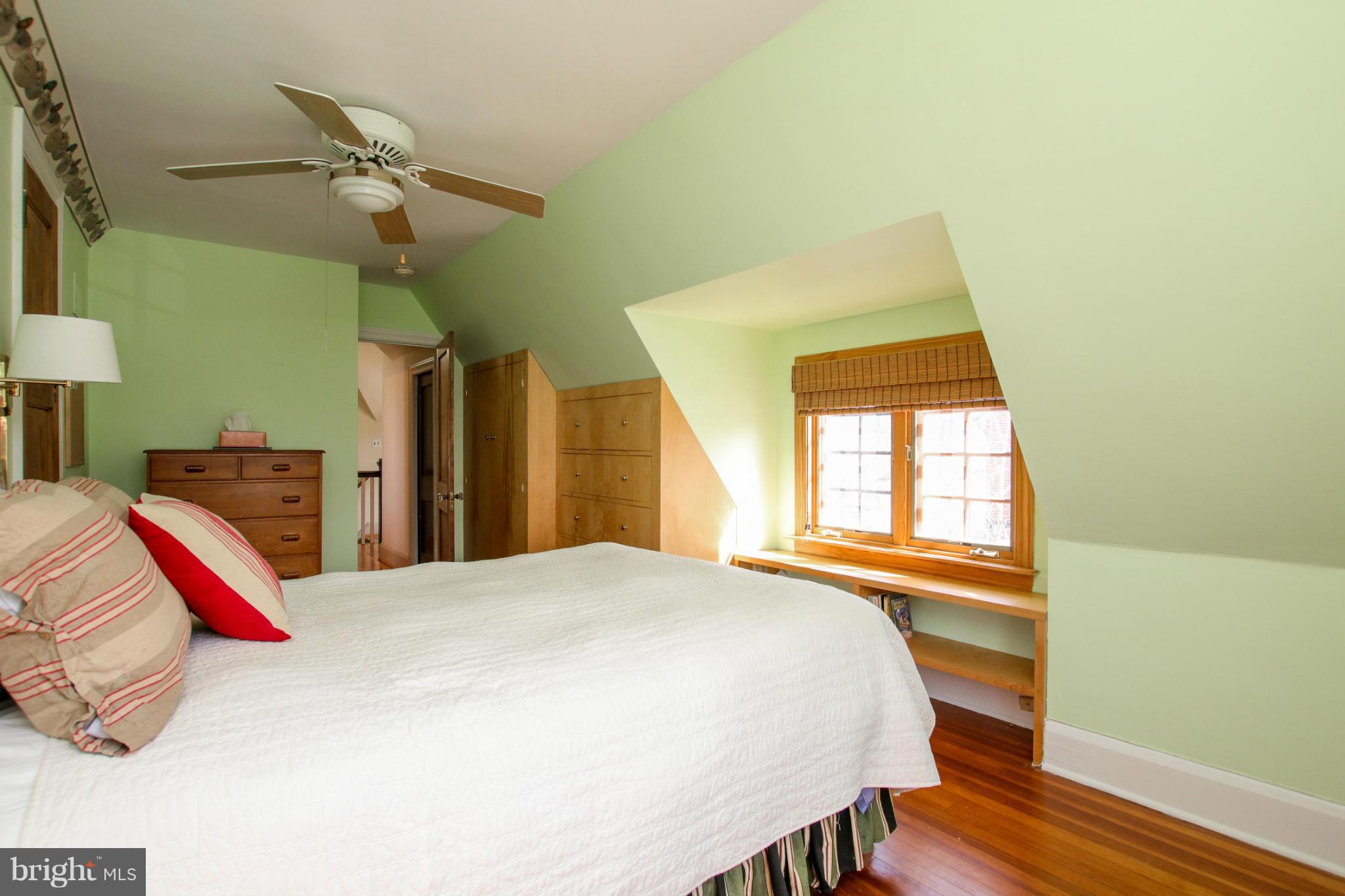 STONELEIGH - Residential