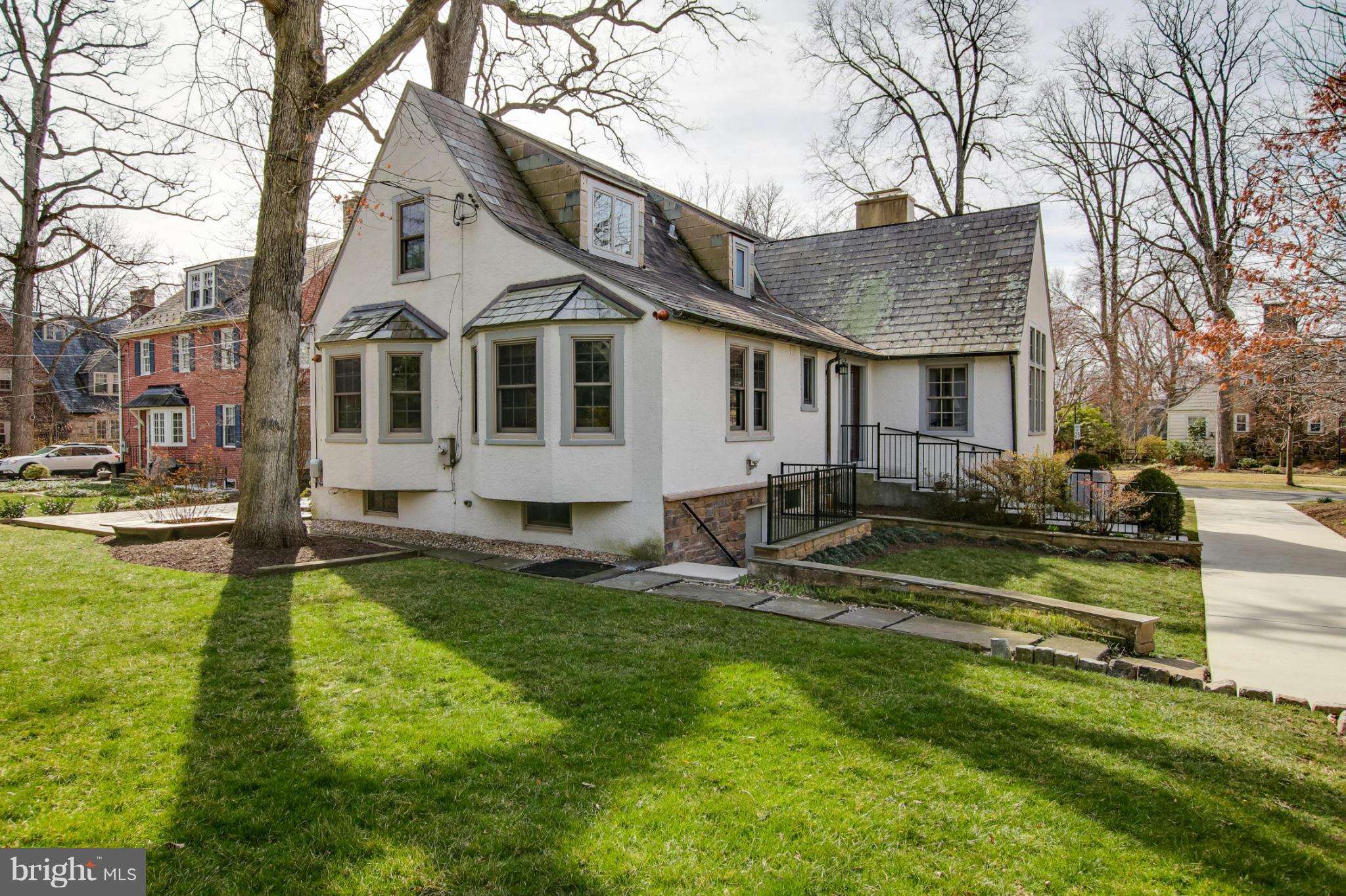 STONELEIGH - Residential