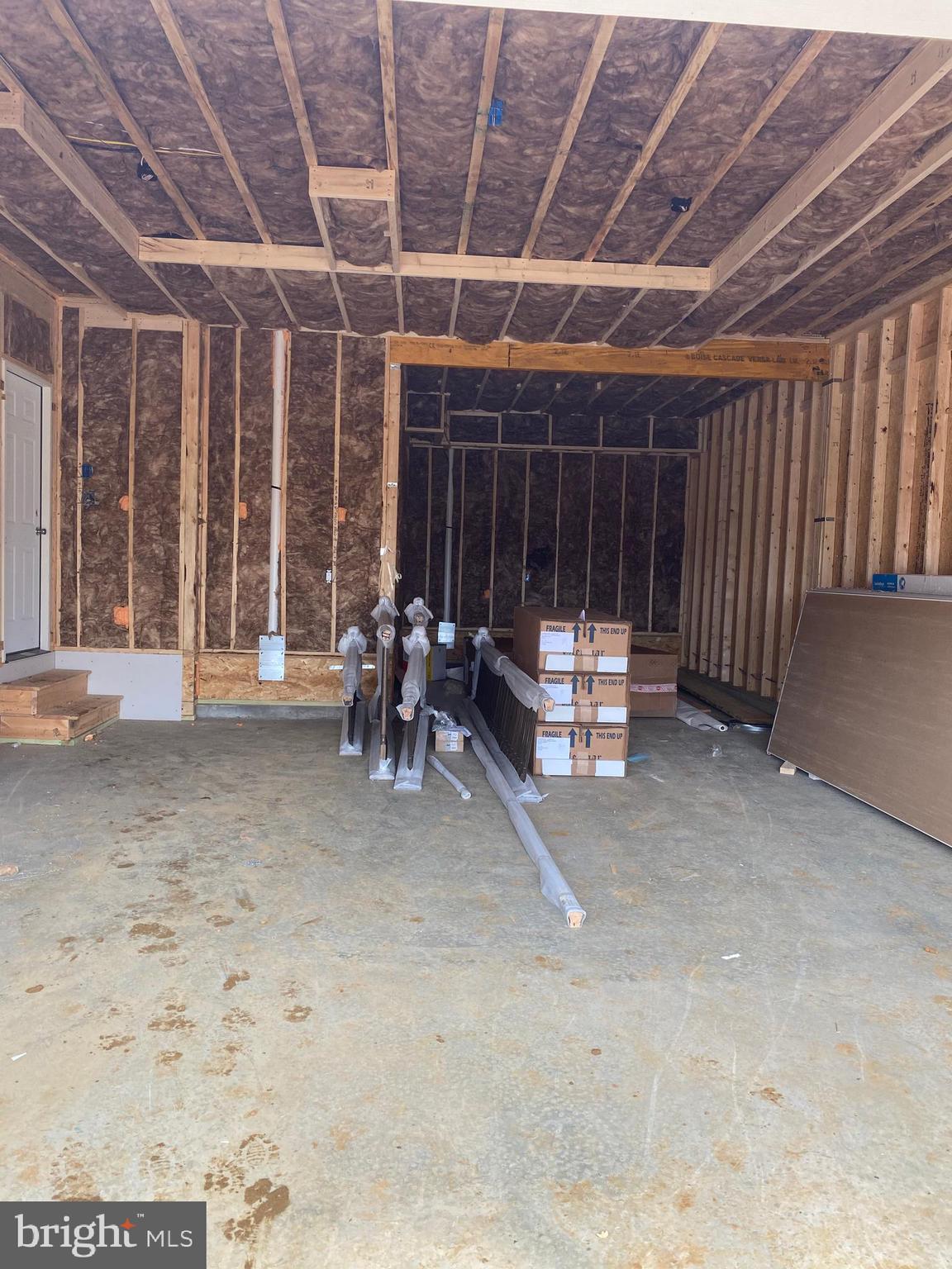 NEW POST ON THE RAPPAHANNOCK - Residential